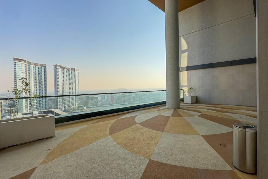 2BR Luxury Stay with Starry Ceiling