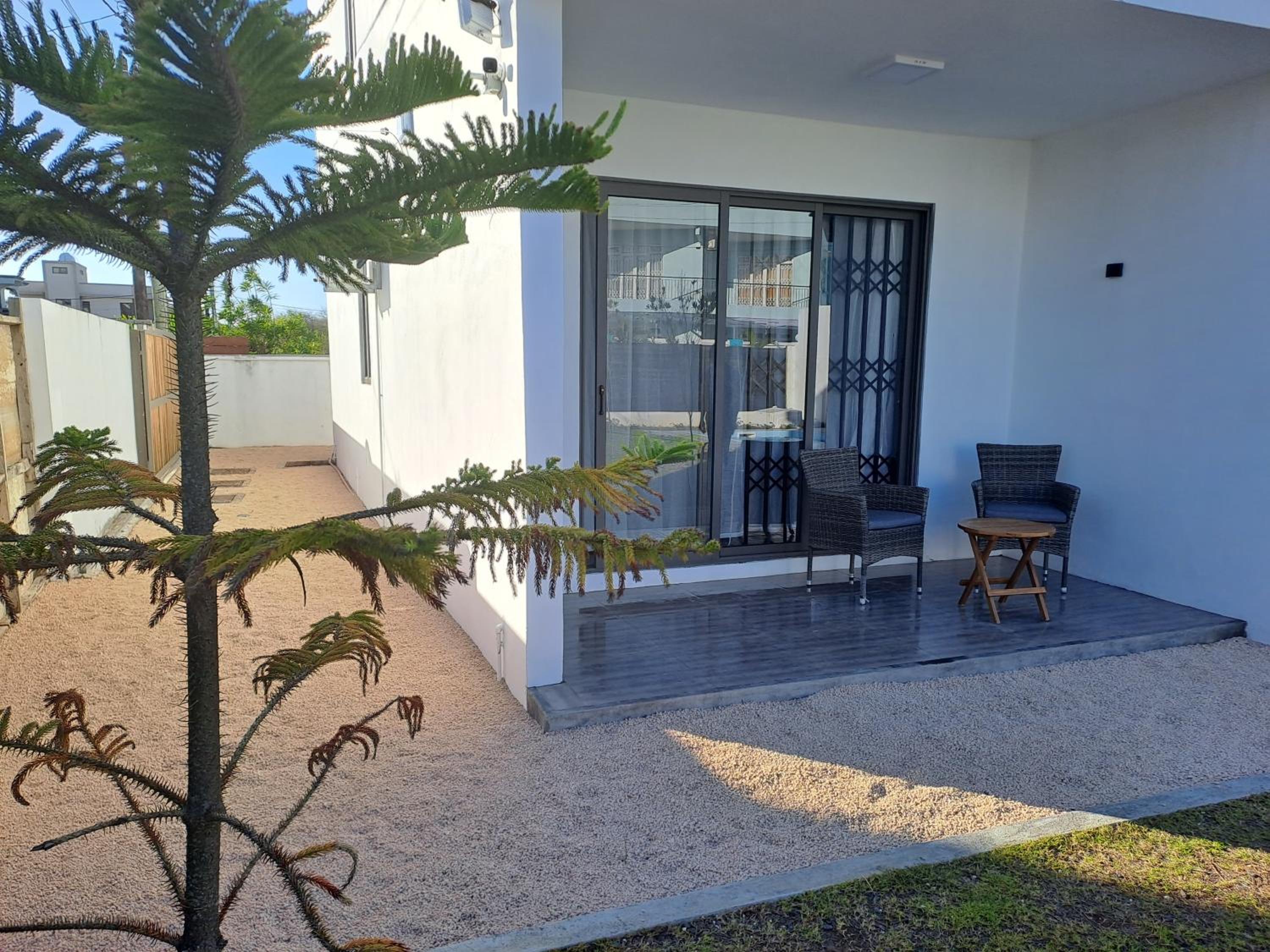 Maison Mont Choisy - One or Two Bedrooms Apartment