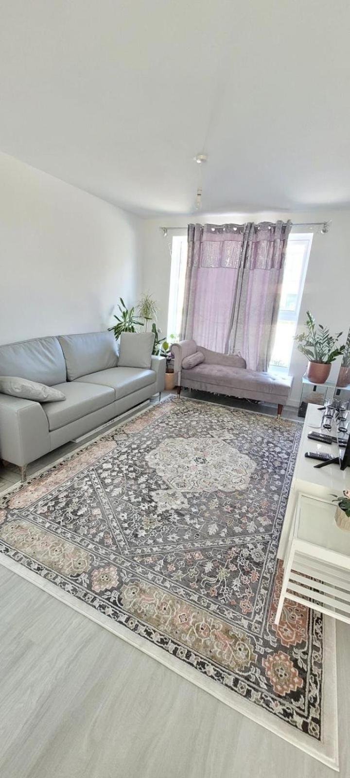 Spacious Double room with private bathroom