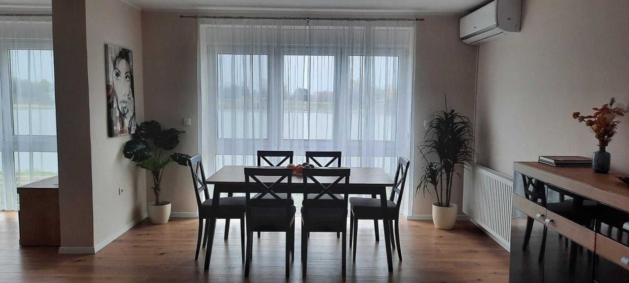 Apartment Sunrise