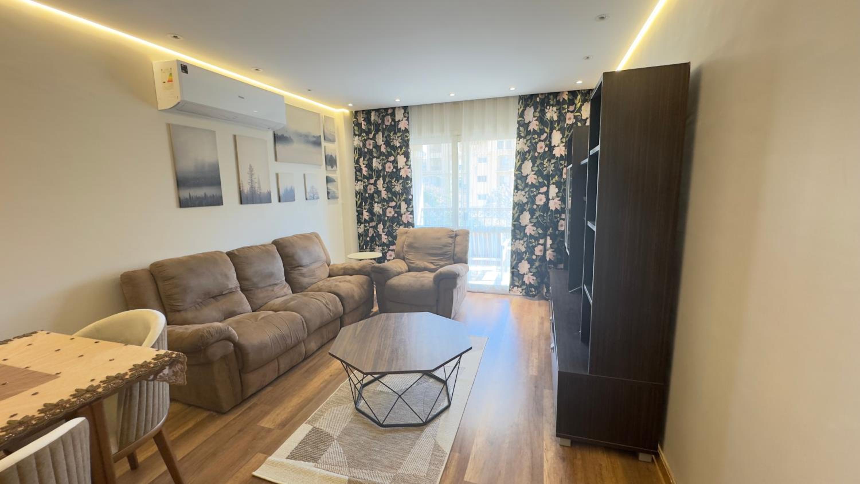 Luxury hotel apartment
