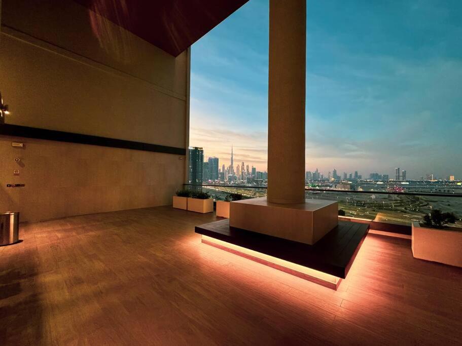 2BR Luxury Stay with Starry Ceiling