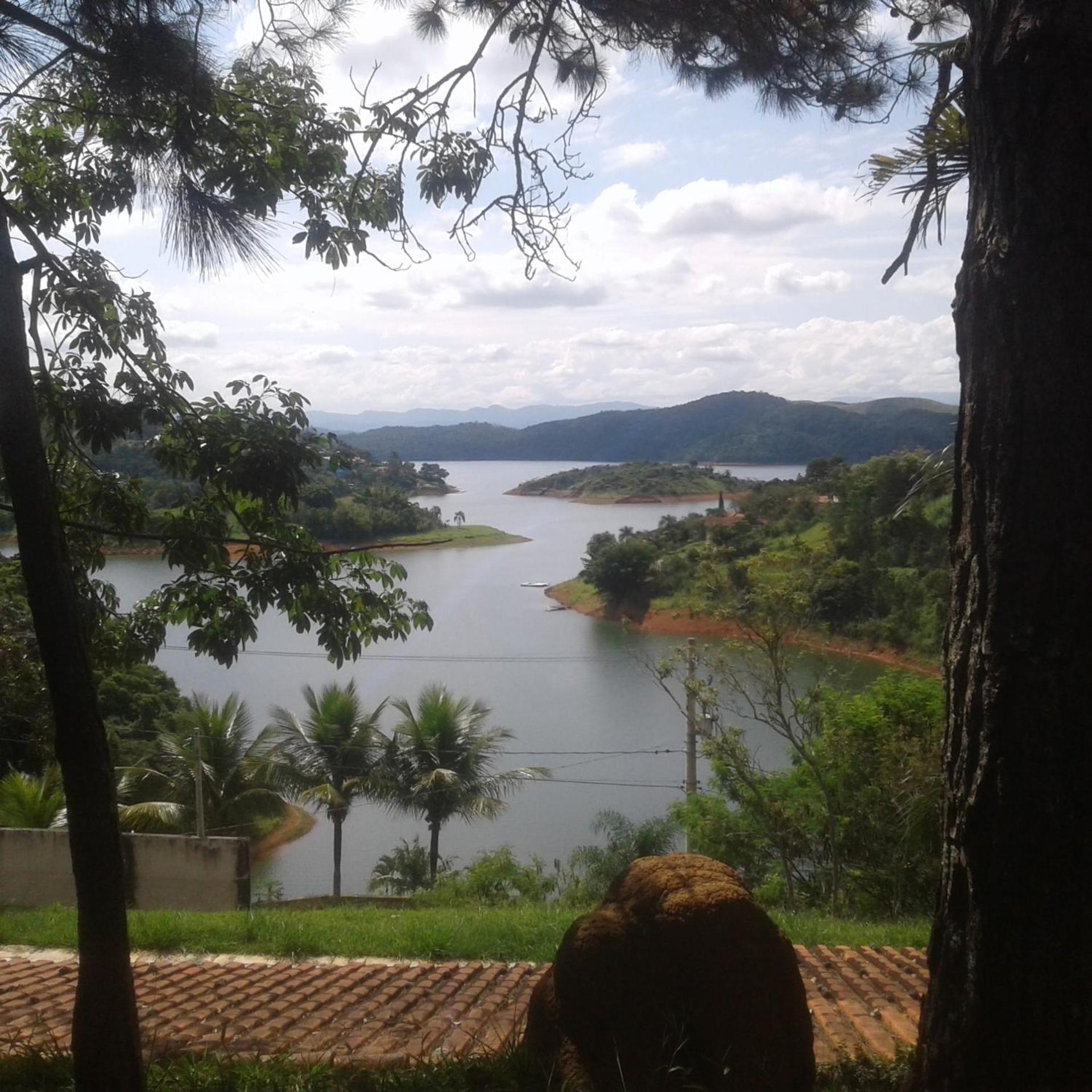 Chacara Vista para a Represa Condominio Recanto dos Passaros