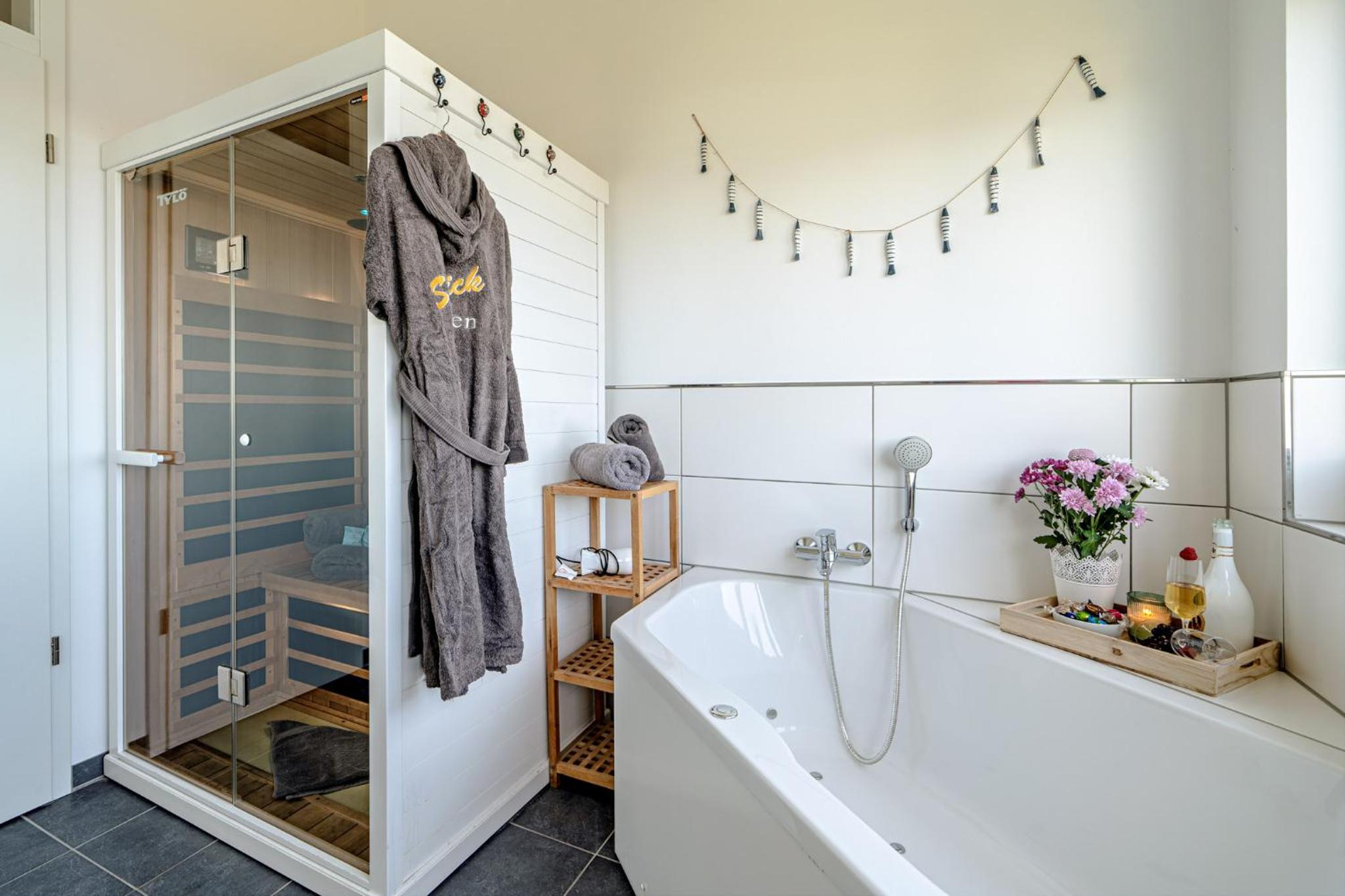 Ferienhaus Am MEER by Seeblick Ferien ORO, direkte Wasserlage,Sauna,Kamin