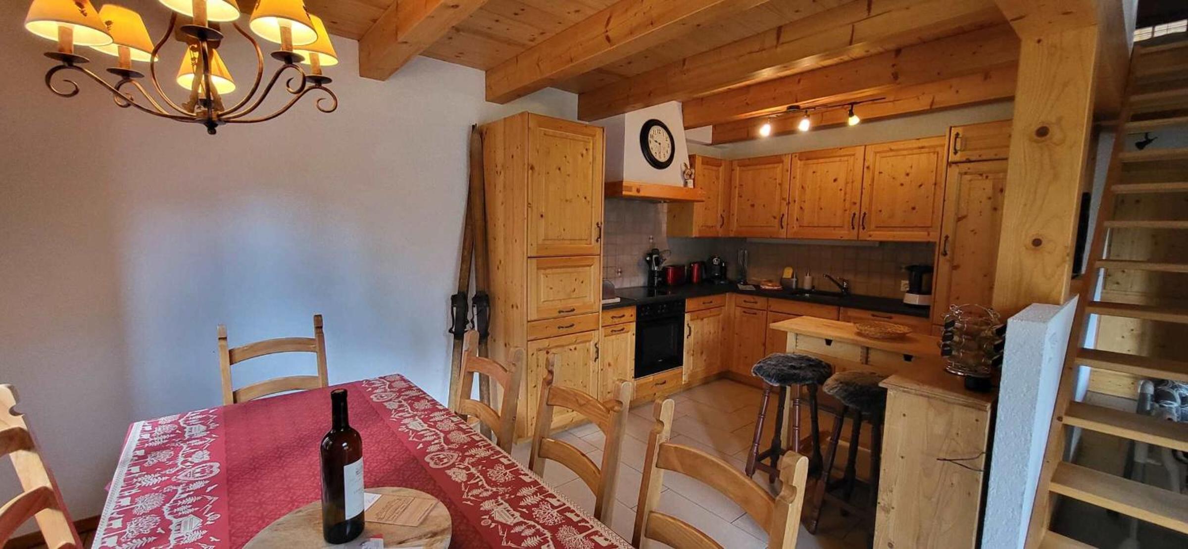 Chalet Alpilles - Chalet familial, récent, tout équipé view 2