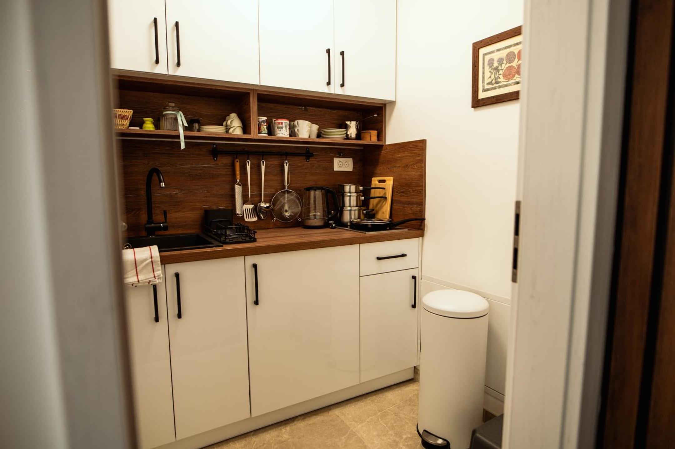 Anur Apartment