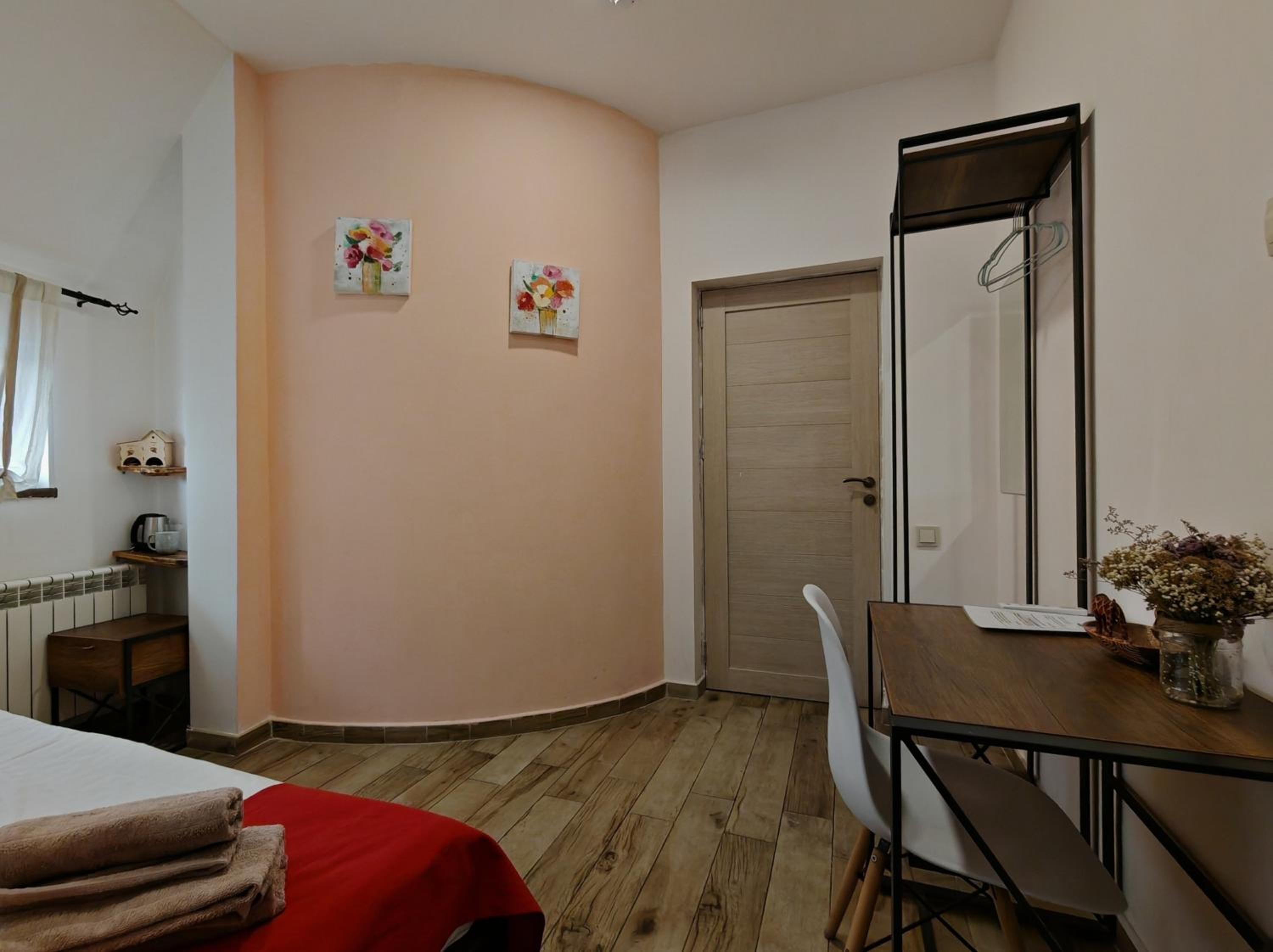 Blur Inn Gallery