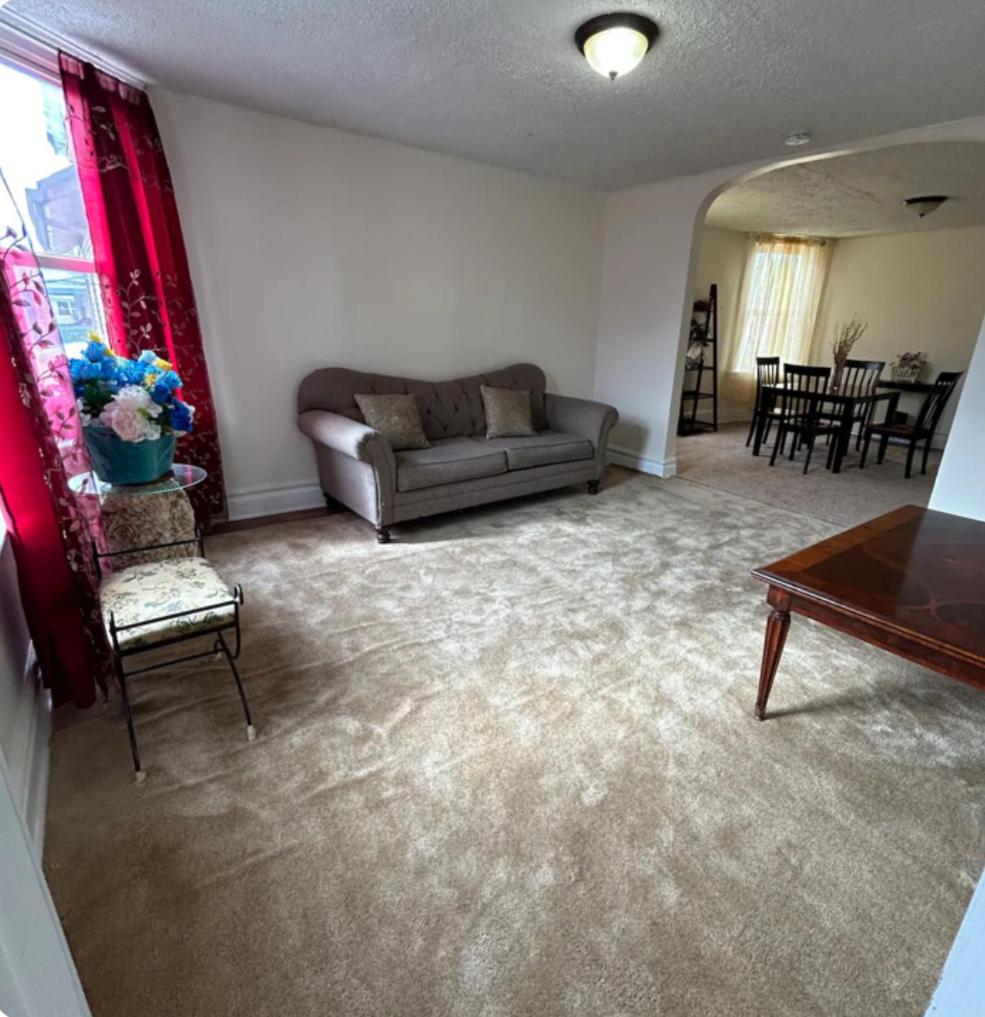 2F4-Chelsea Suites In-Unit washer dryer and TV, photo 6