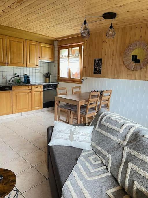 Appartement cosy dans chalet typique Région Diablerets Glacier 3000