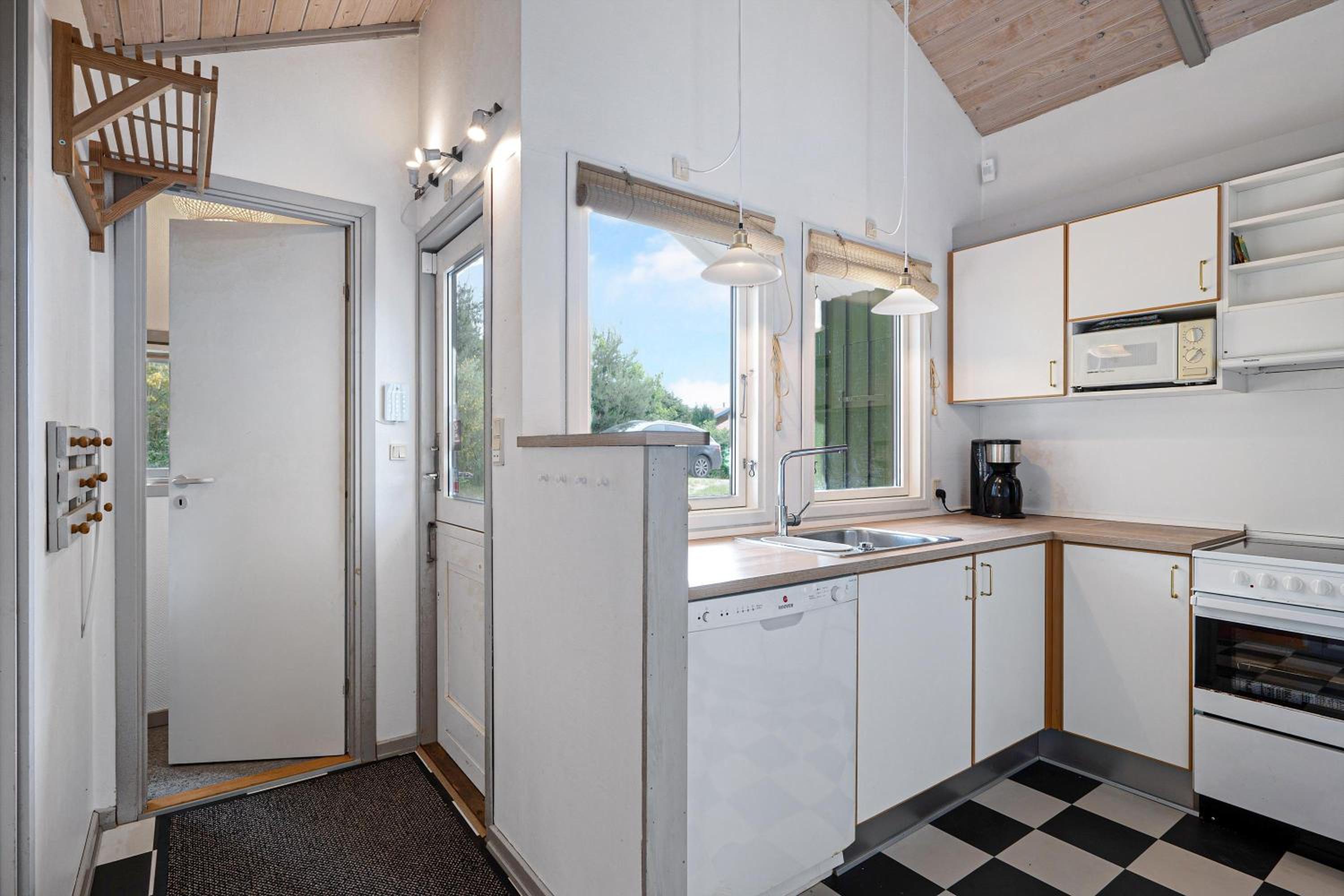 Cozy And Well-Furnished Vacation Home With Spa And Sauna Close To Ebeltoft view 5