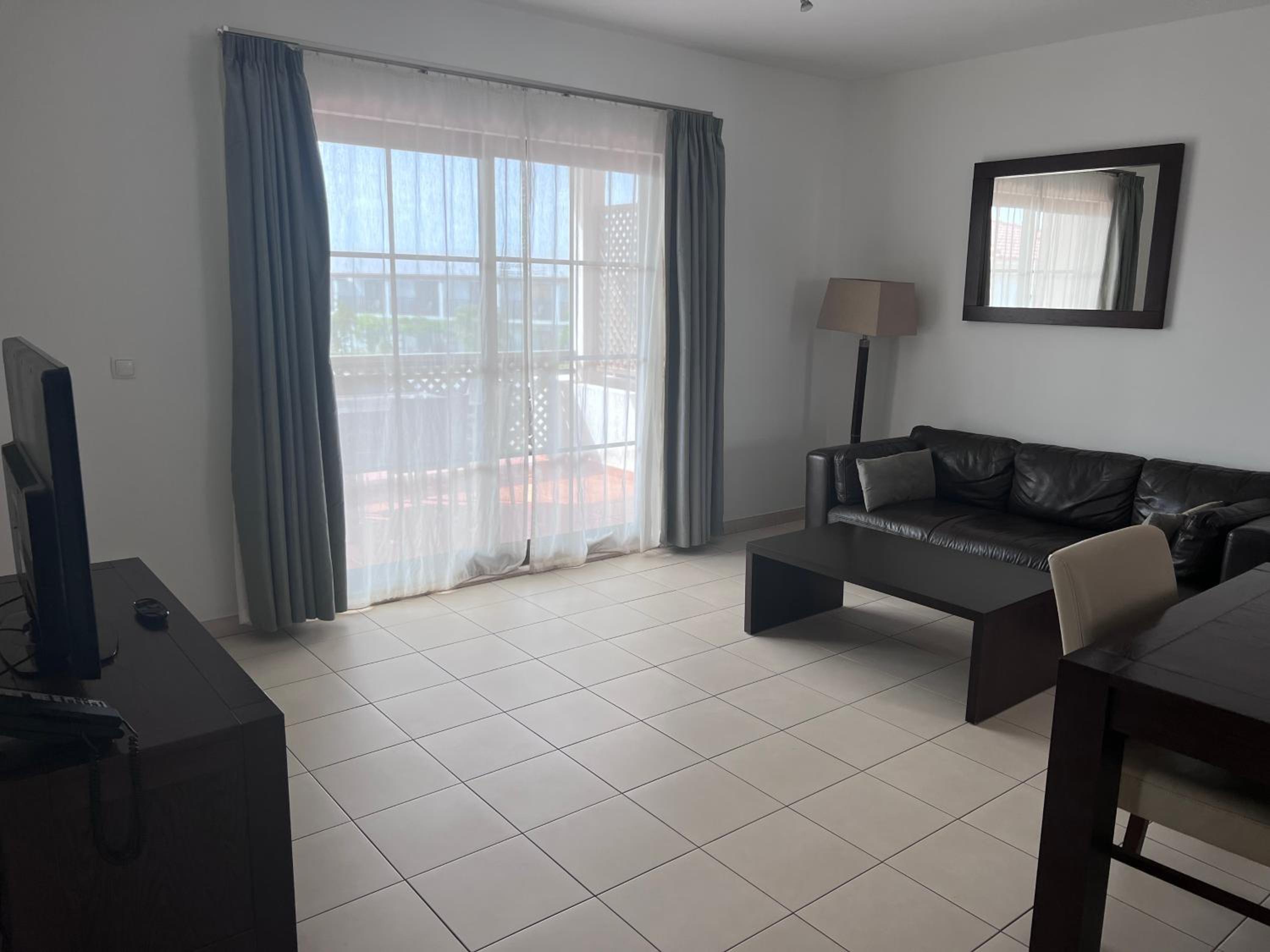 Bikini Beach Apartments by IMOCV