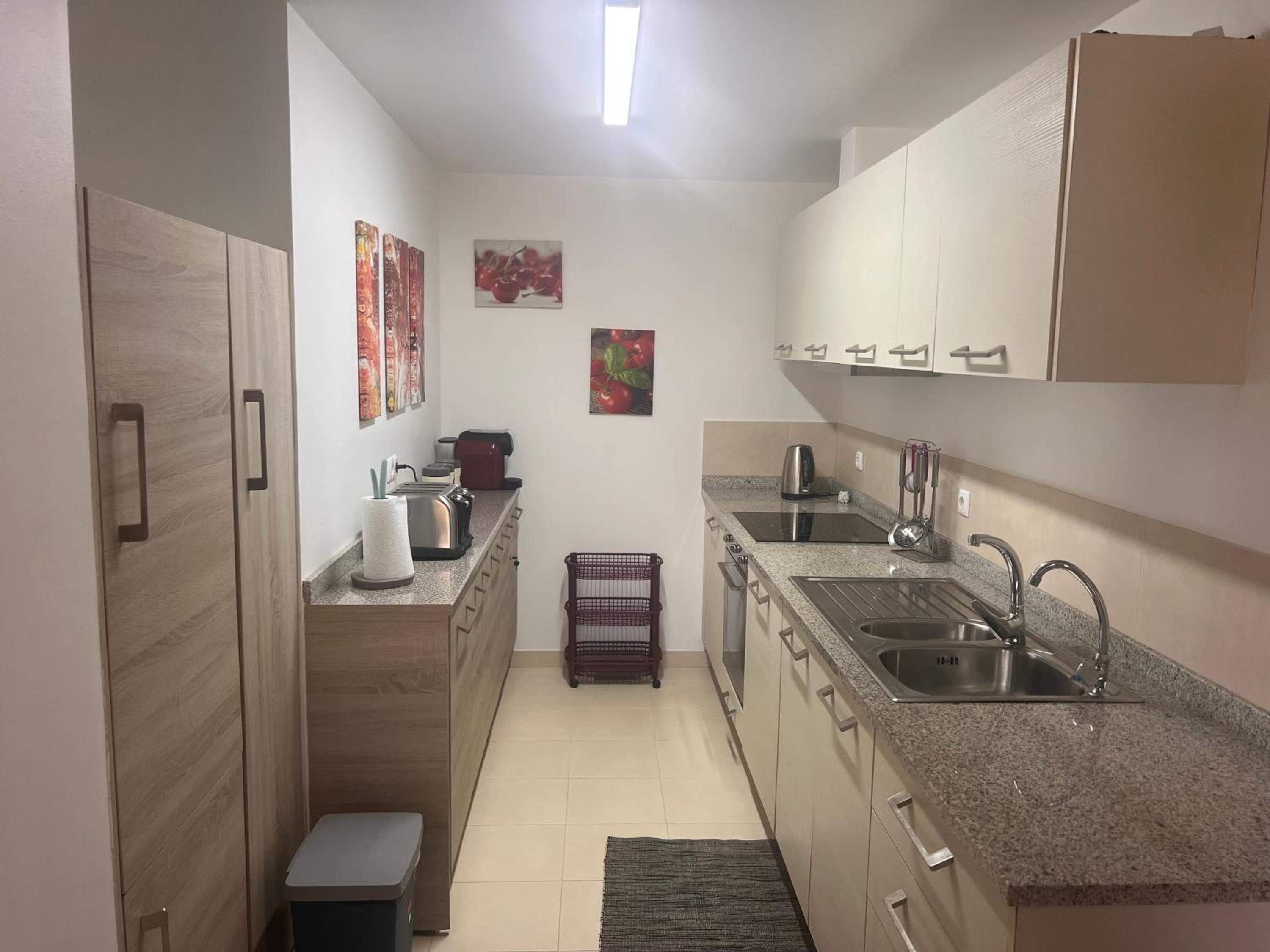 Bikini Beach Apartments by IMOCV