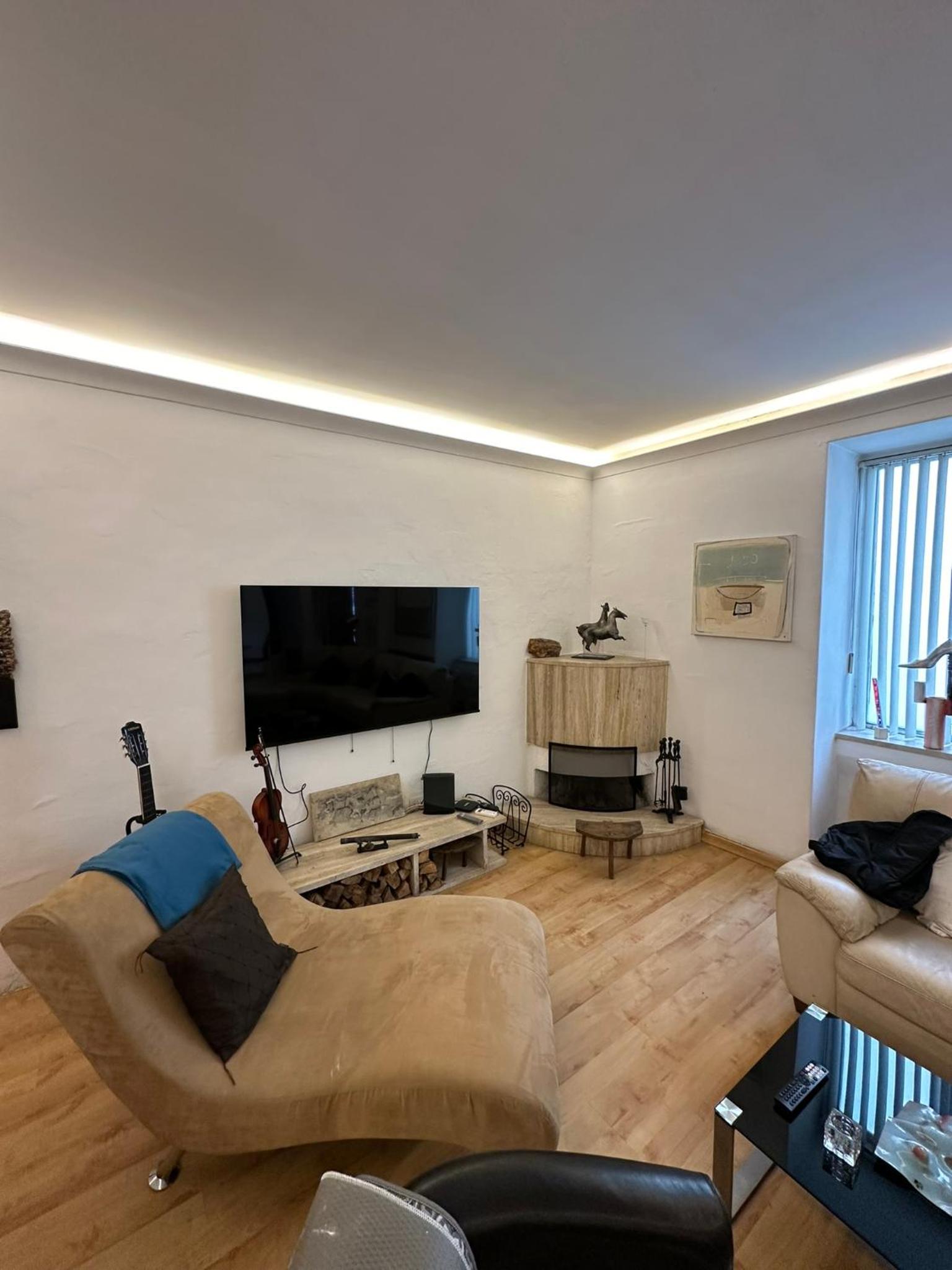 Central Gzira The Apartment of an Artist view 3
