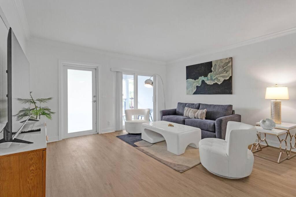Coastal waterfront apartment!