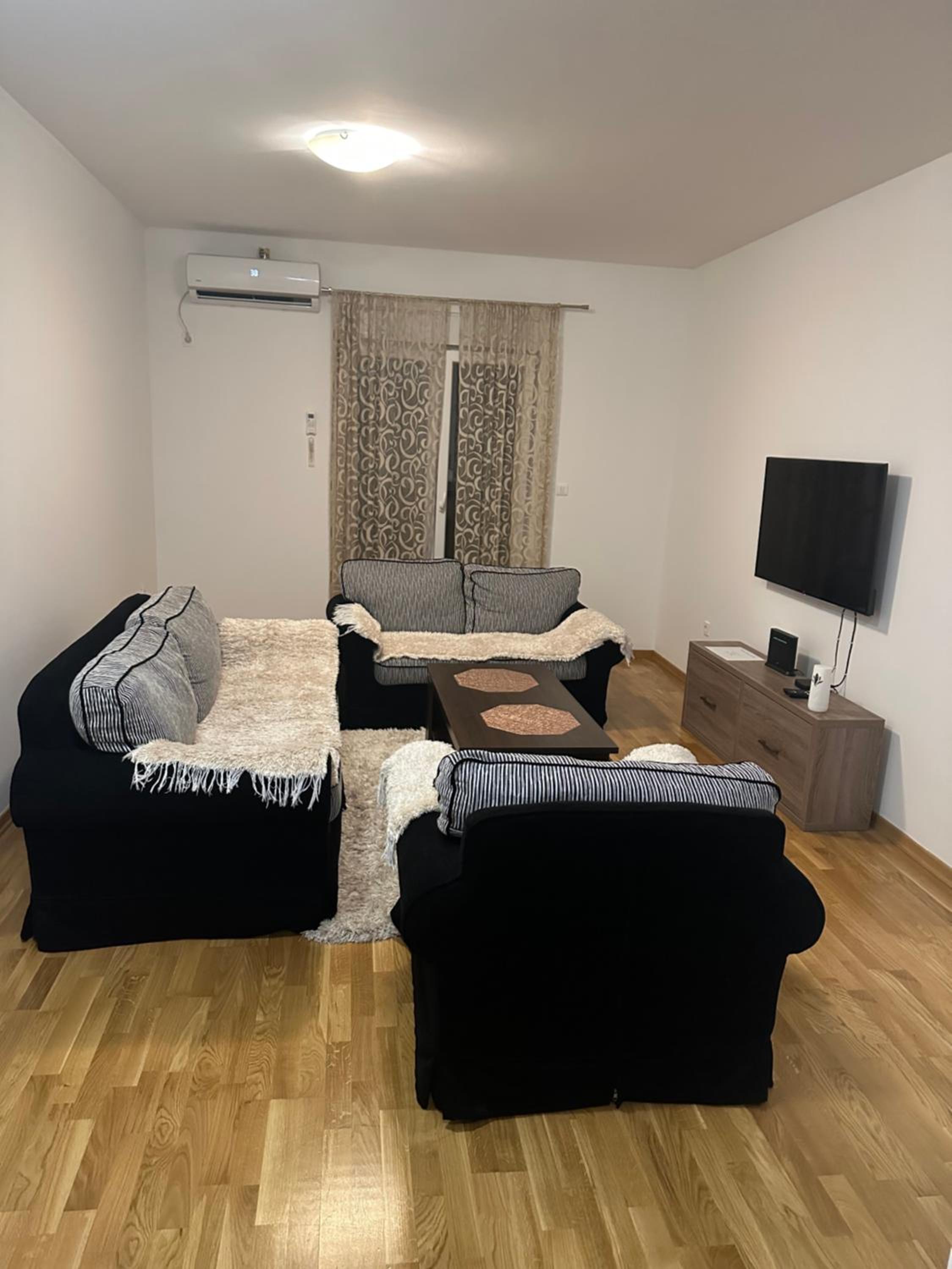 Viktor Apartman