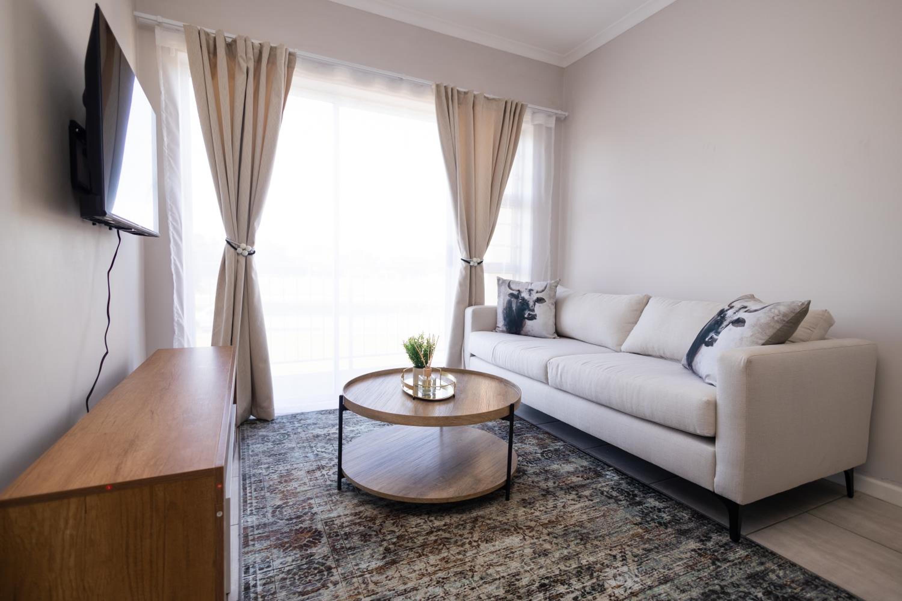 Walmer Sleek Home Away from Home