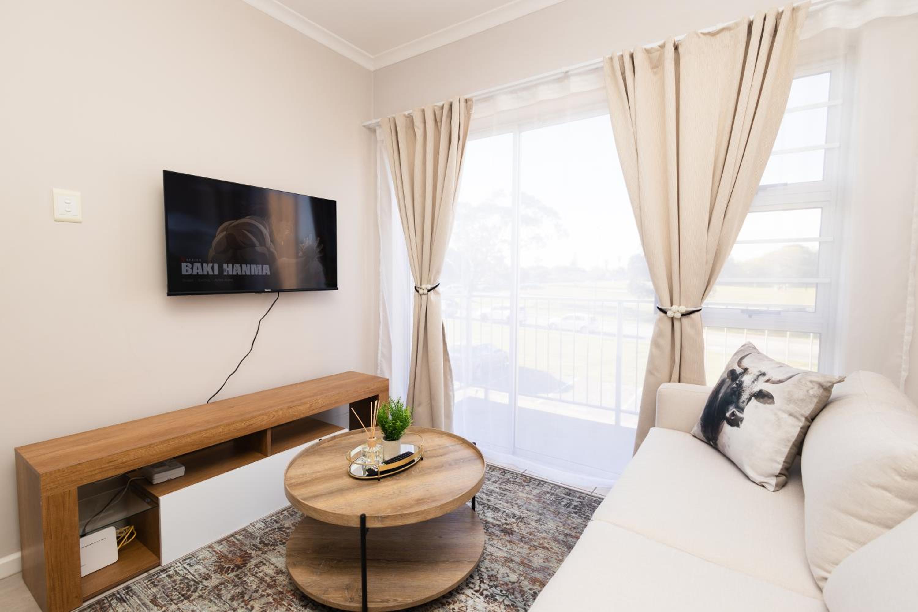 Walmer Sleek Home Away from Home