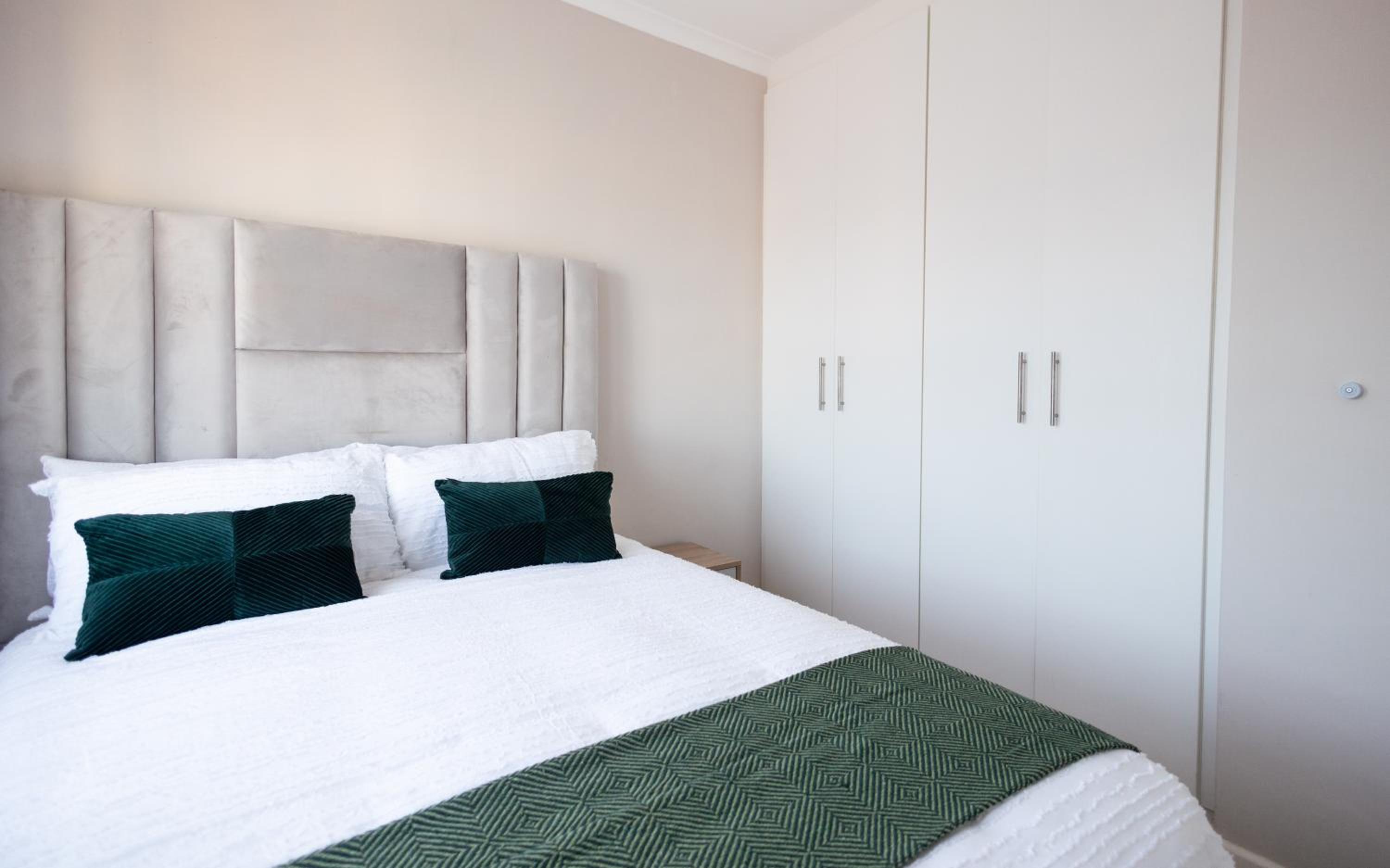 Walmer Sleek Home Away from Home