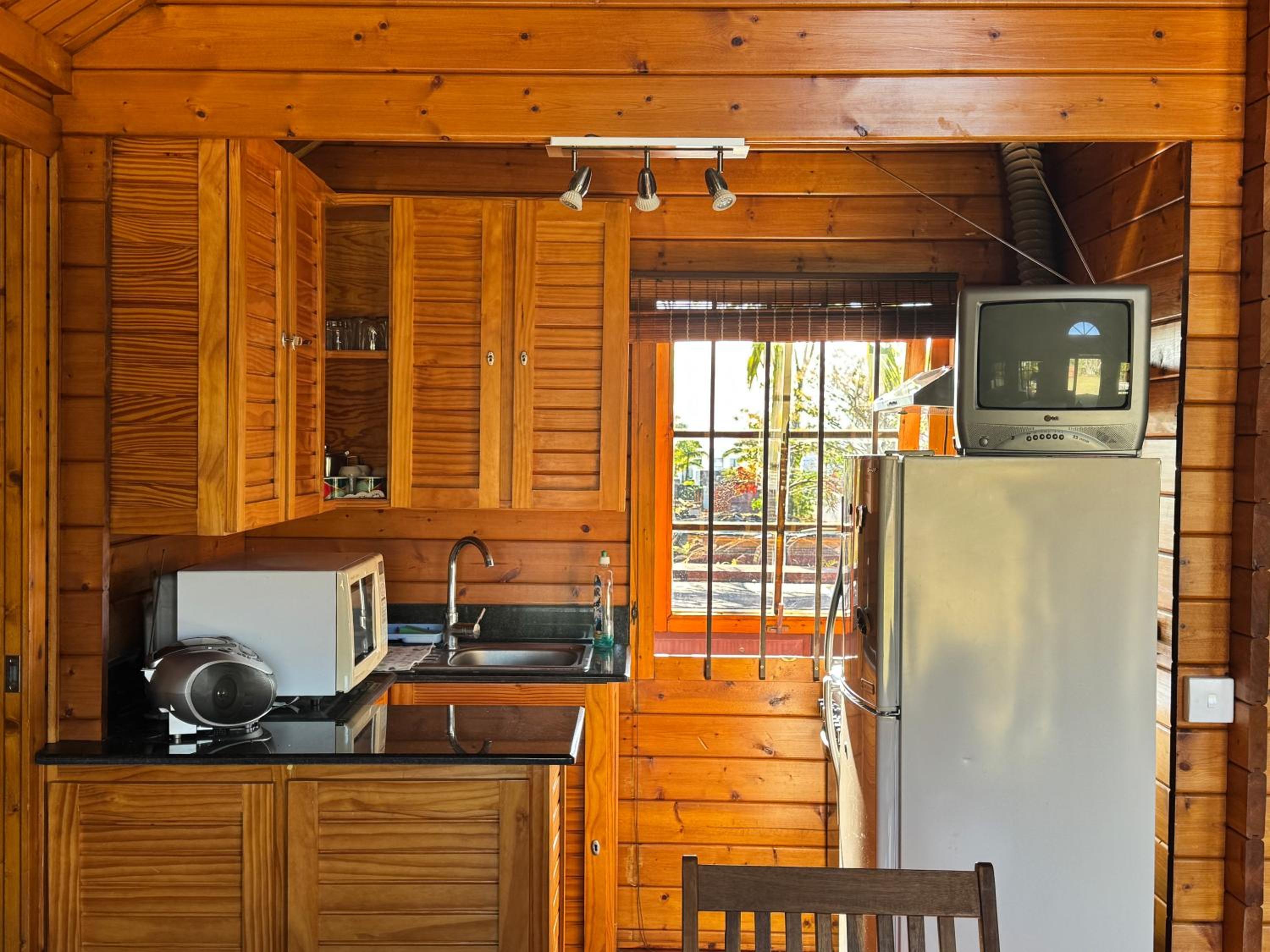 Private Chalet with pool