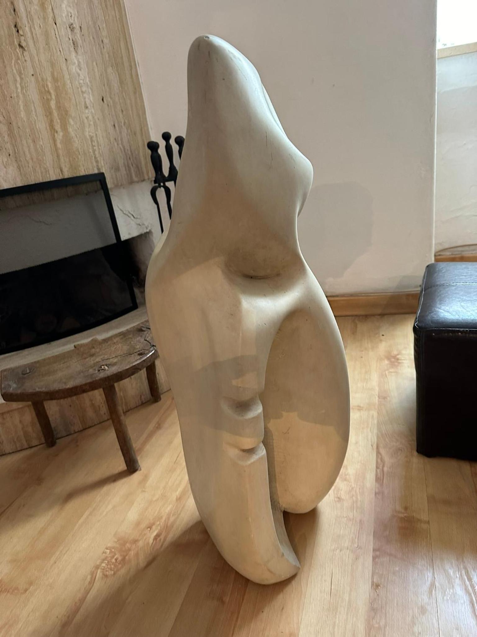 Central Gzira The Apartment of an Artist view 5
