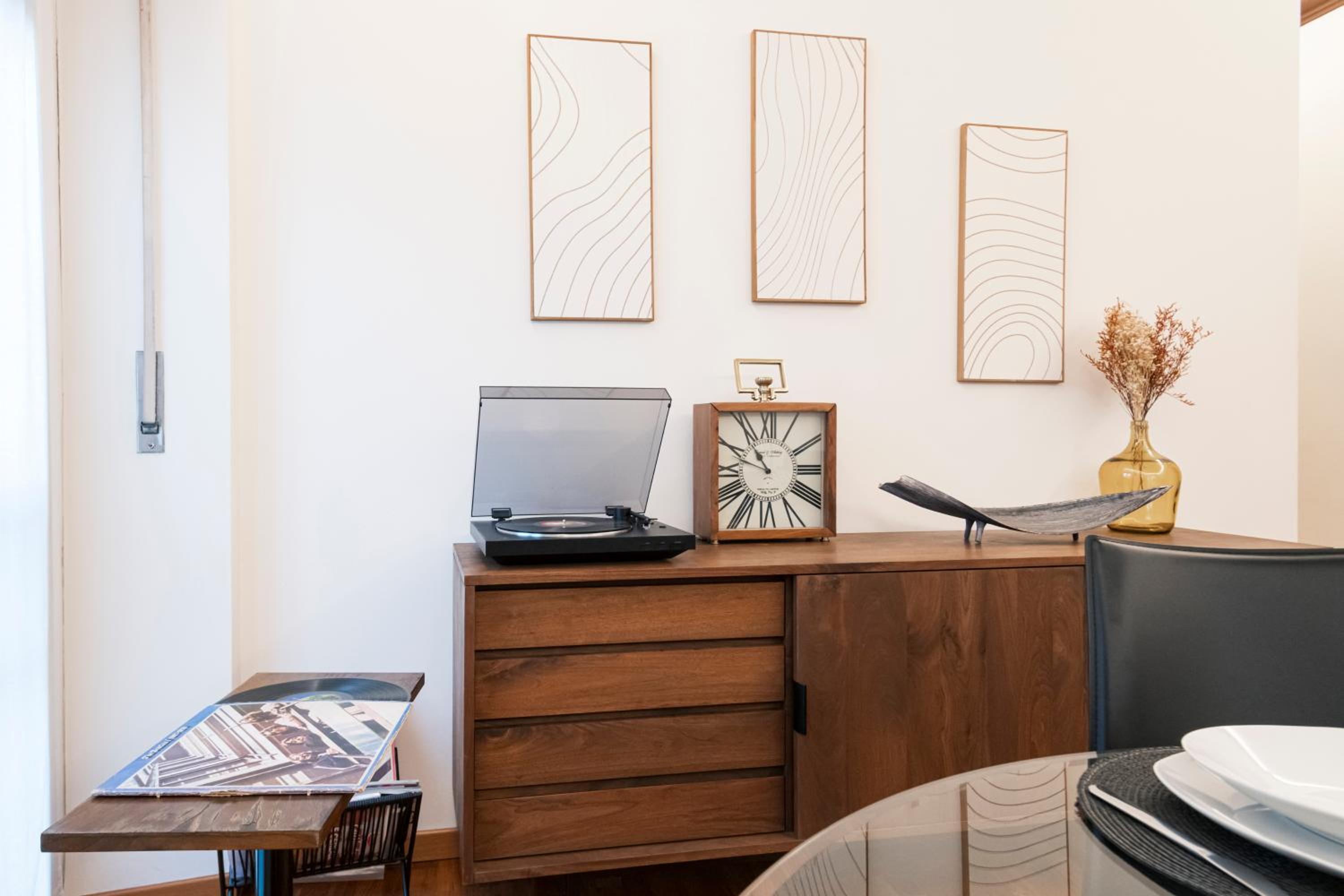 Easylife - Milano - DellaChiusa 8 - Porta Ticinese