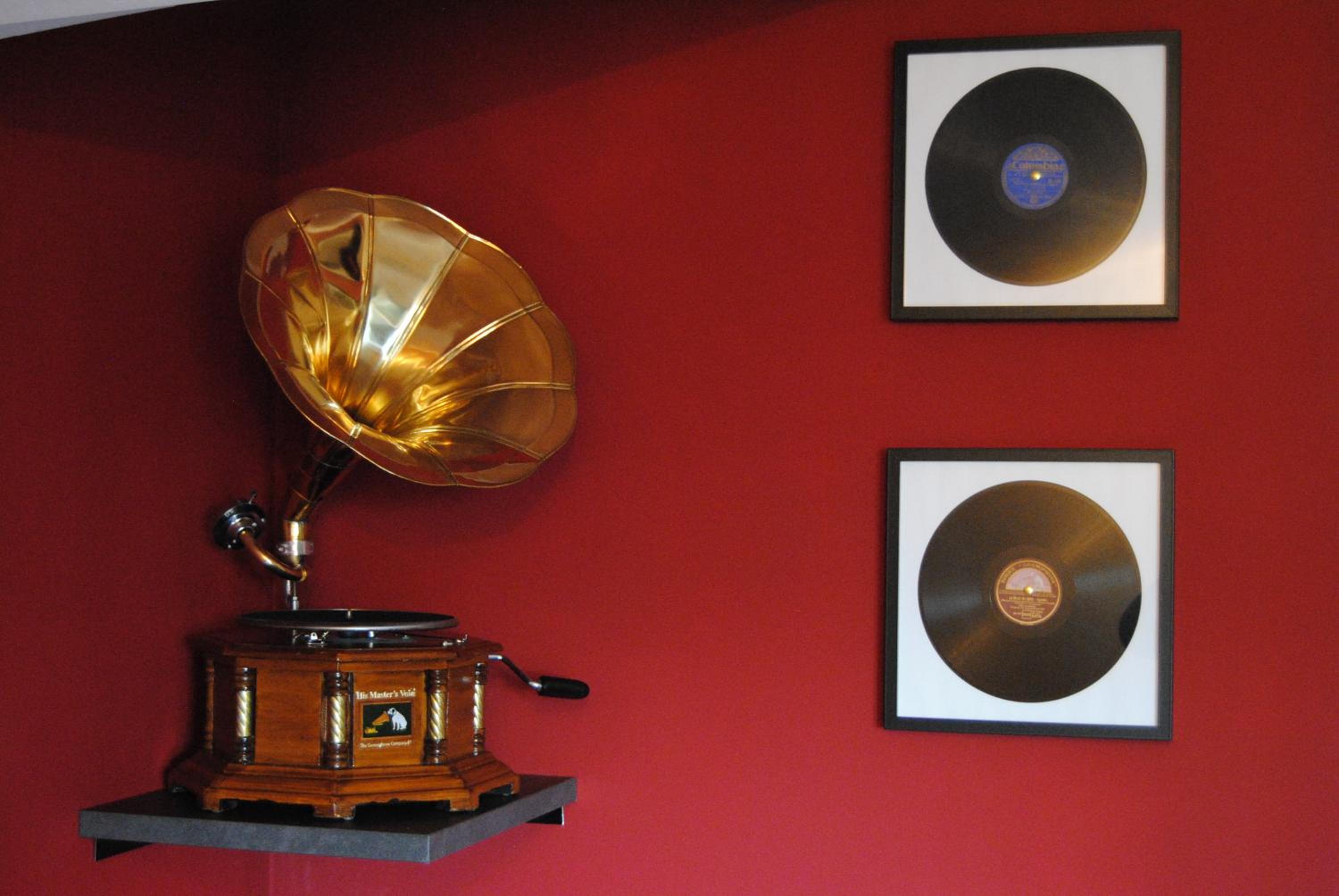 Vintage Apartment