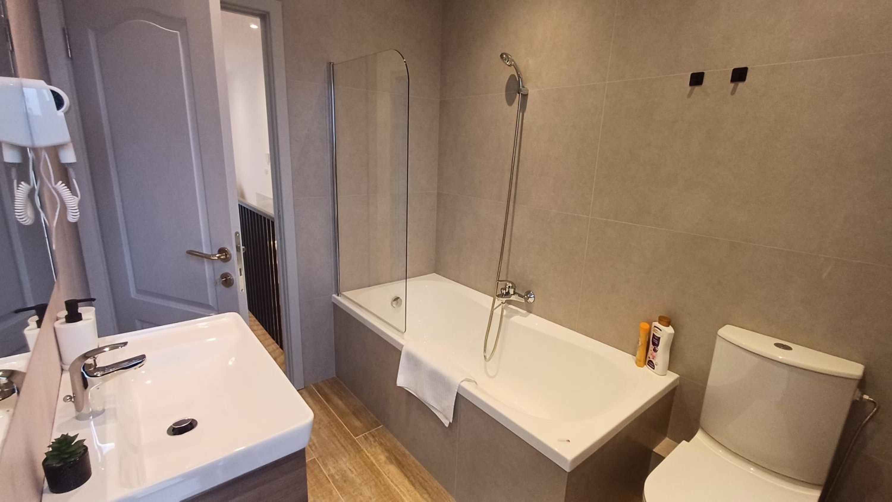 CP Residence Apart view 2