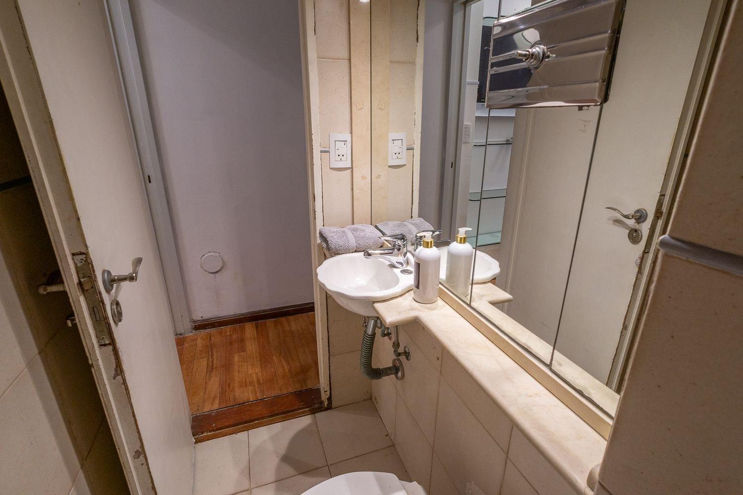 Ideal Families Private Terrace, BBQ & Jacuzzi!