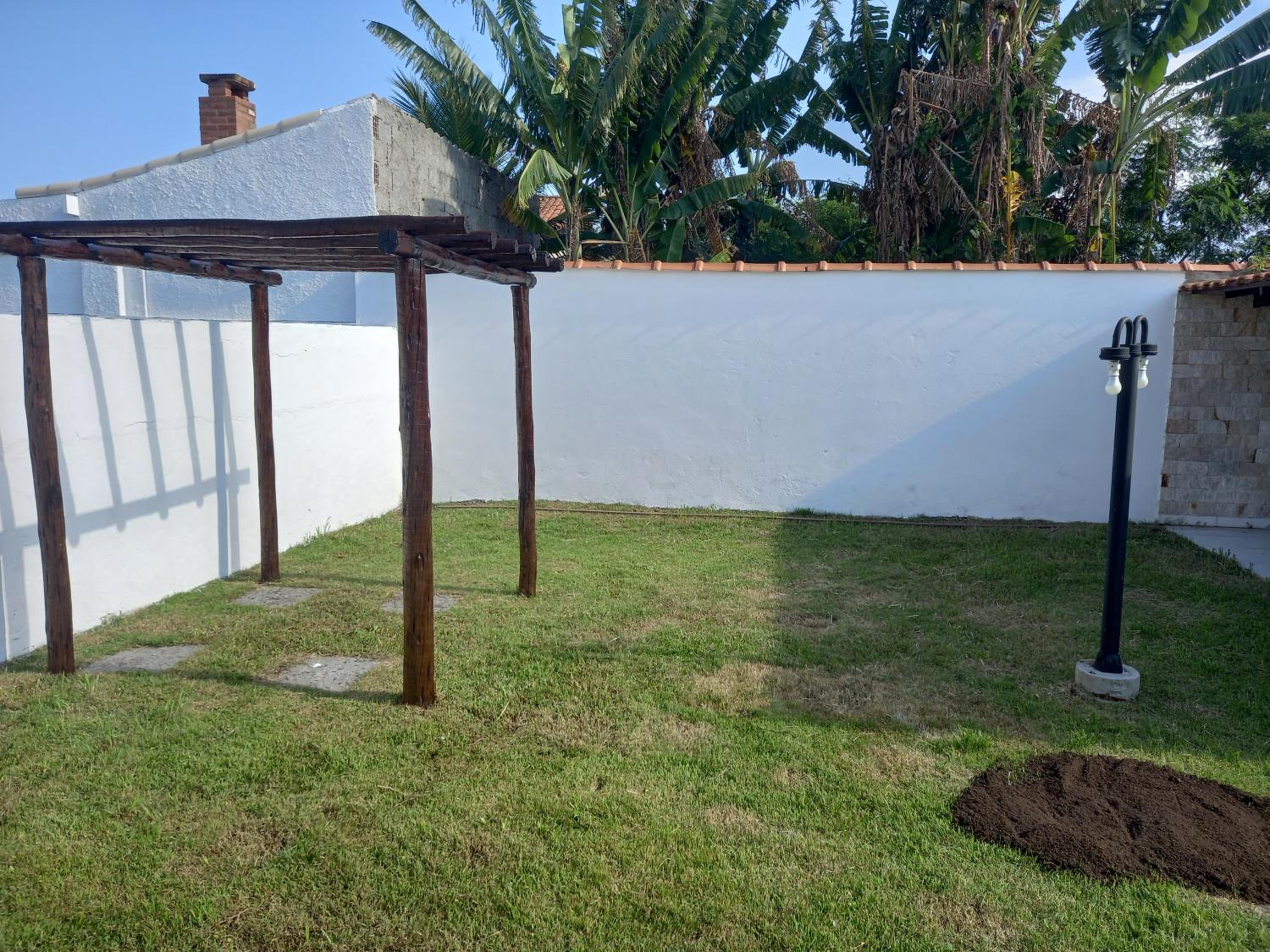 CASA EM PRAIA SECA