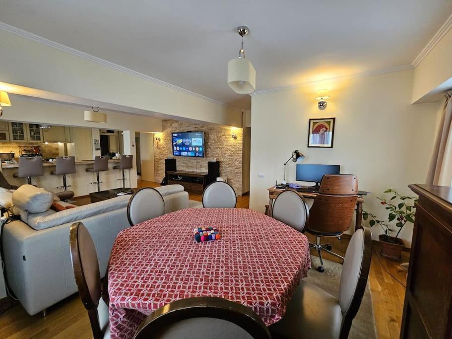 City Hall Apartament