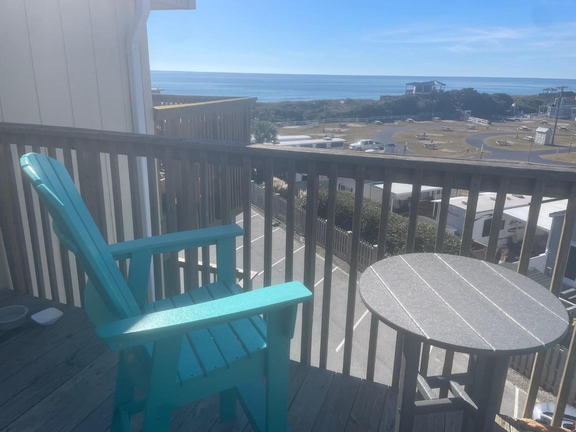 Jimmy's Beach Condo view 4