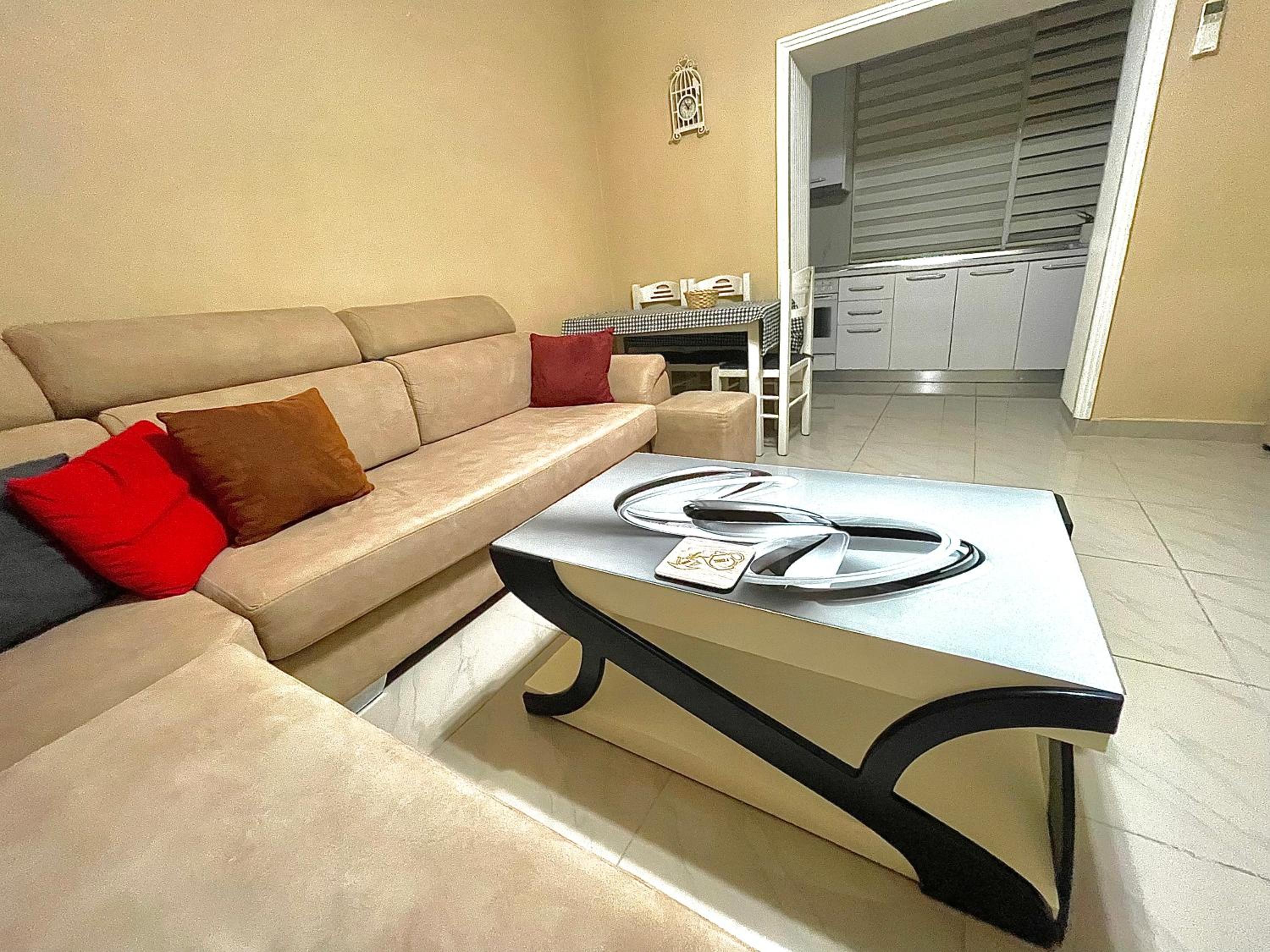 Radiant Haven, Tirana