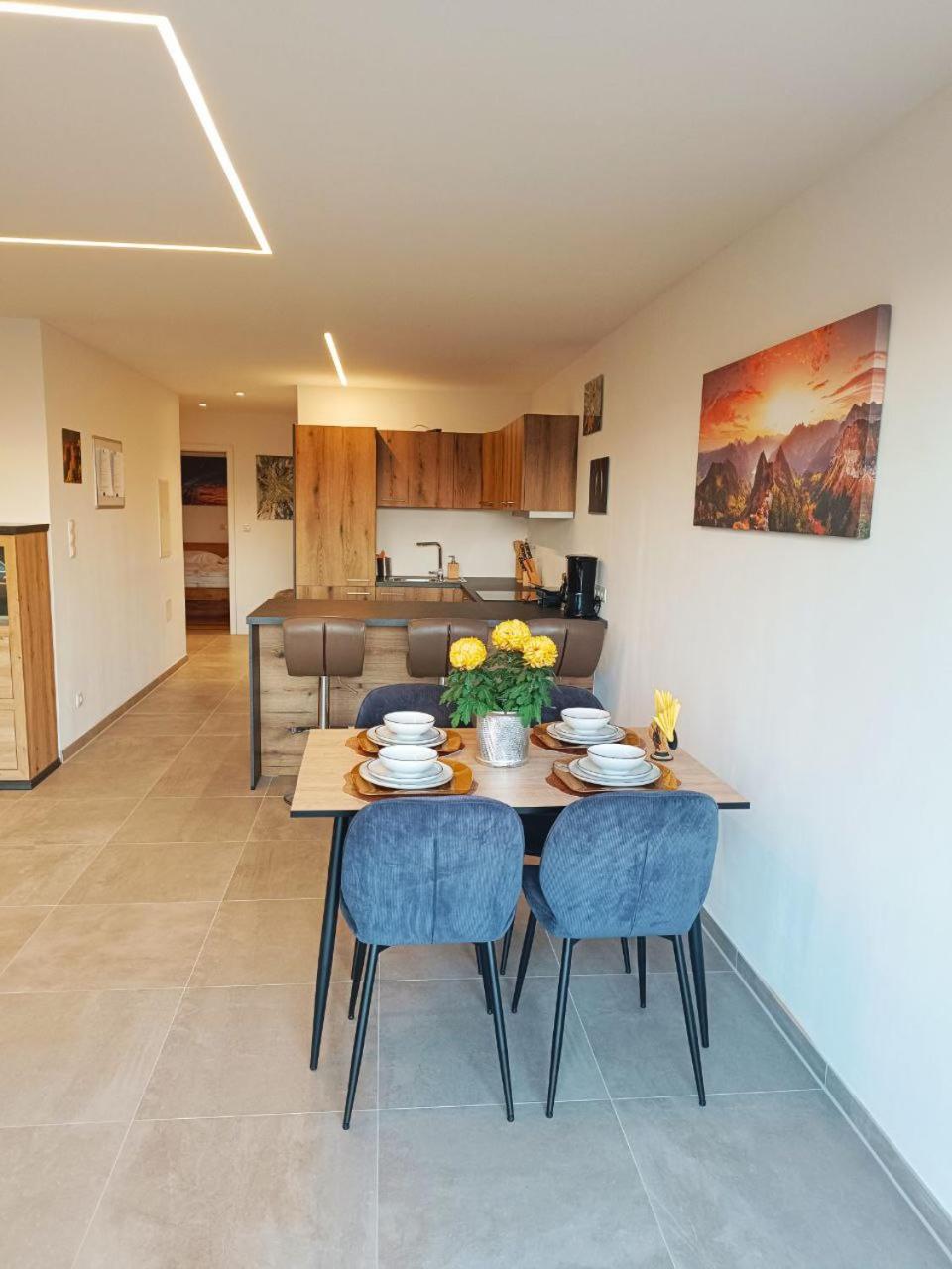 Mc Home Neues und sonniges Doppelhaus, Top 2 mit grossen Garten und E-Ladestation in Dobl bei Graz