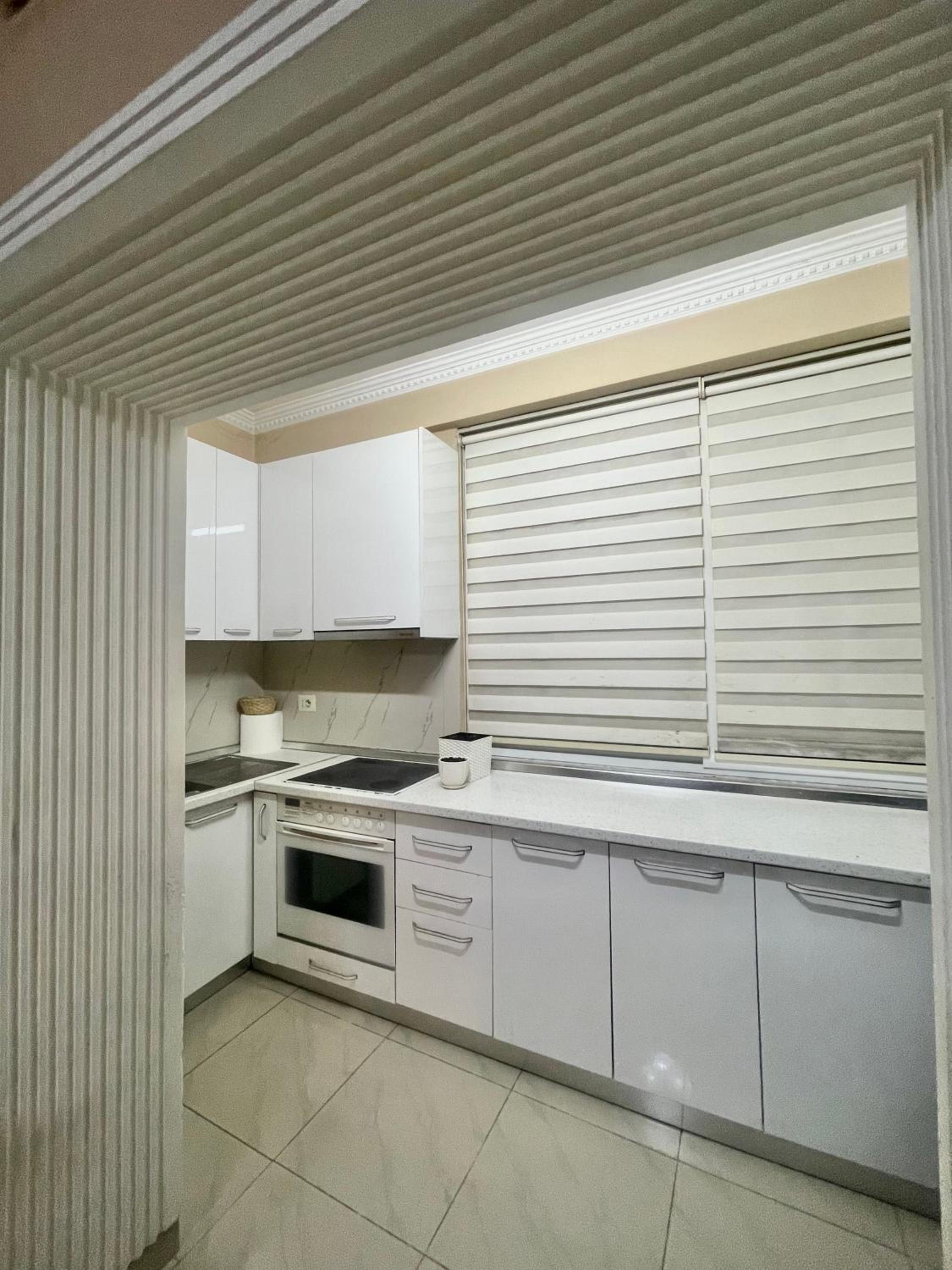 Radiant Haven, Tirana