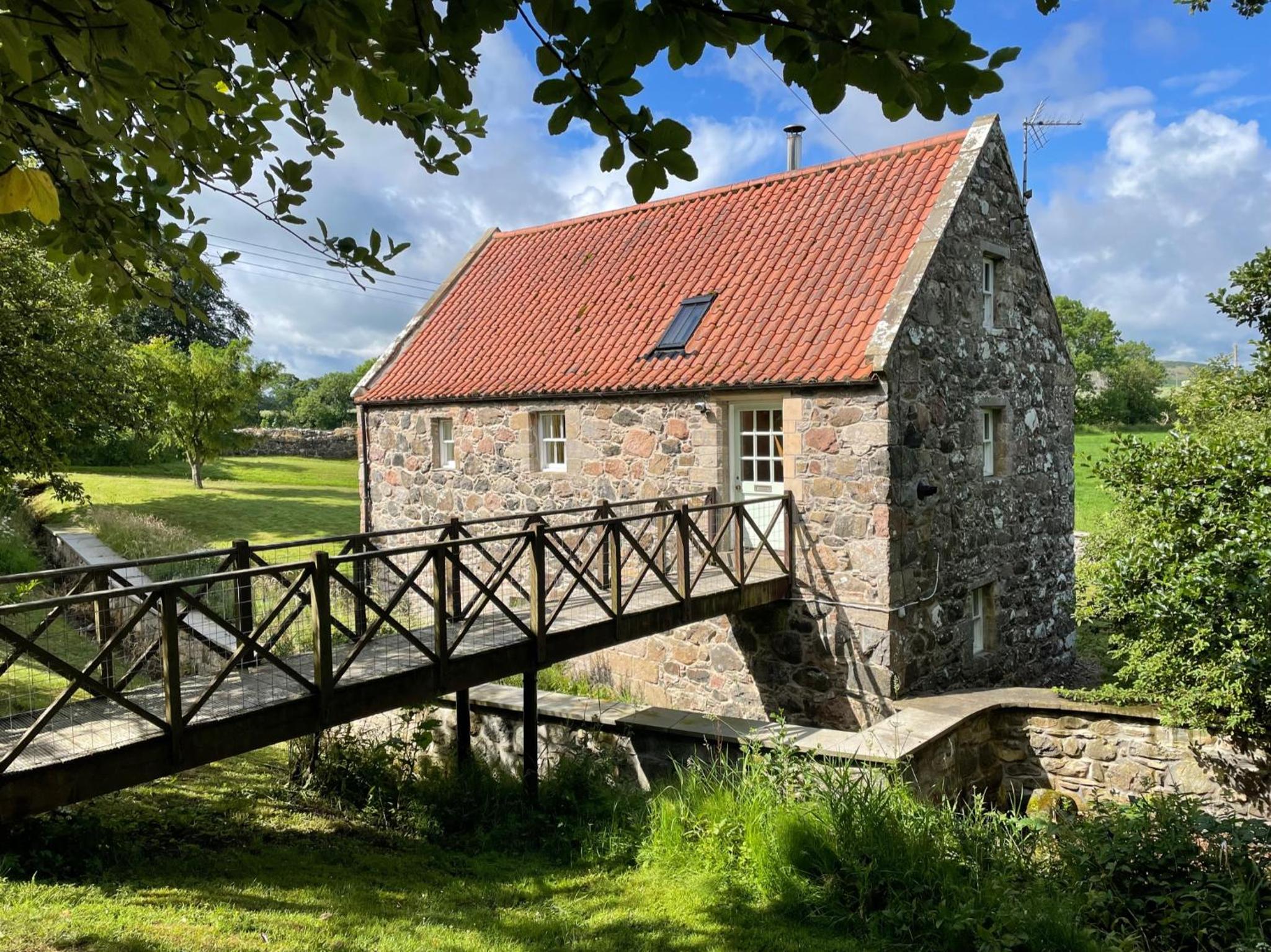 Stunning Rural Mill House nr beach and harbour view 2
