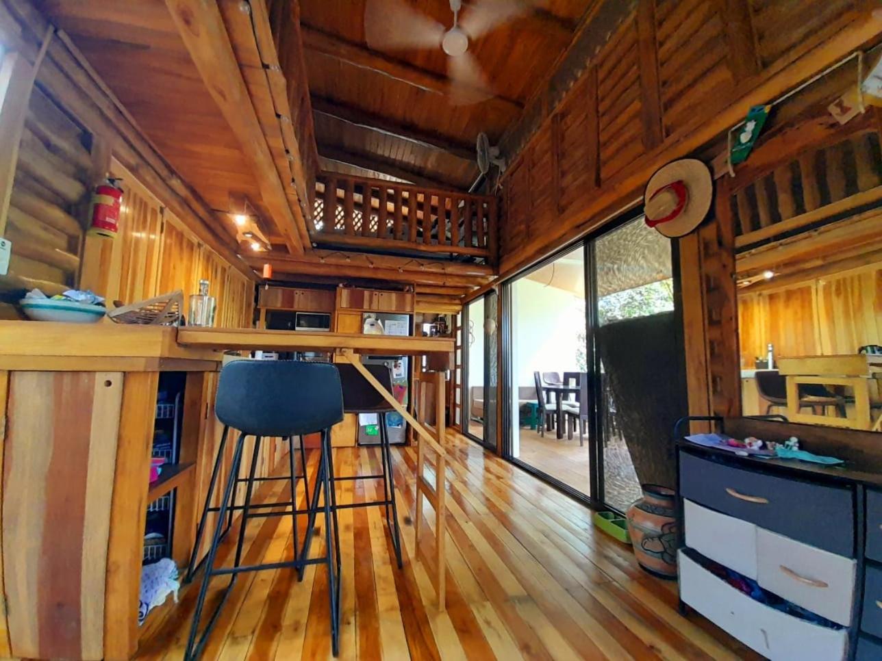 Eco-Turismo Guayacanes