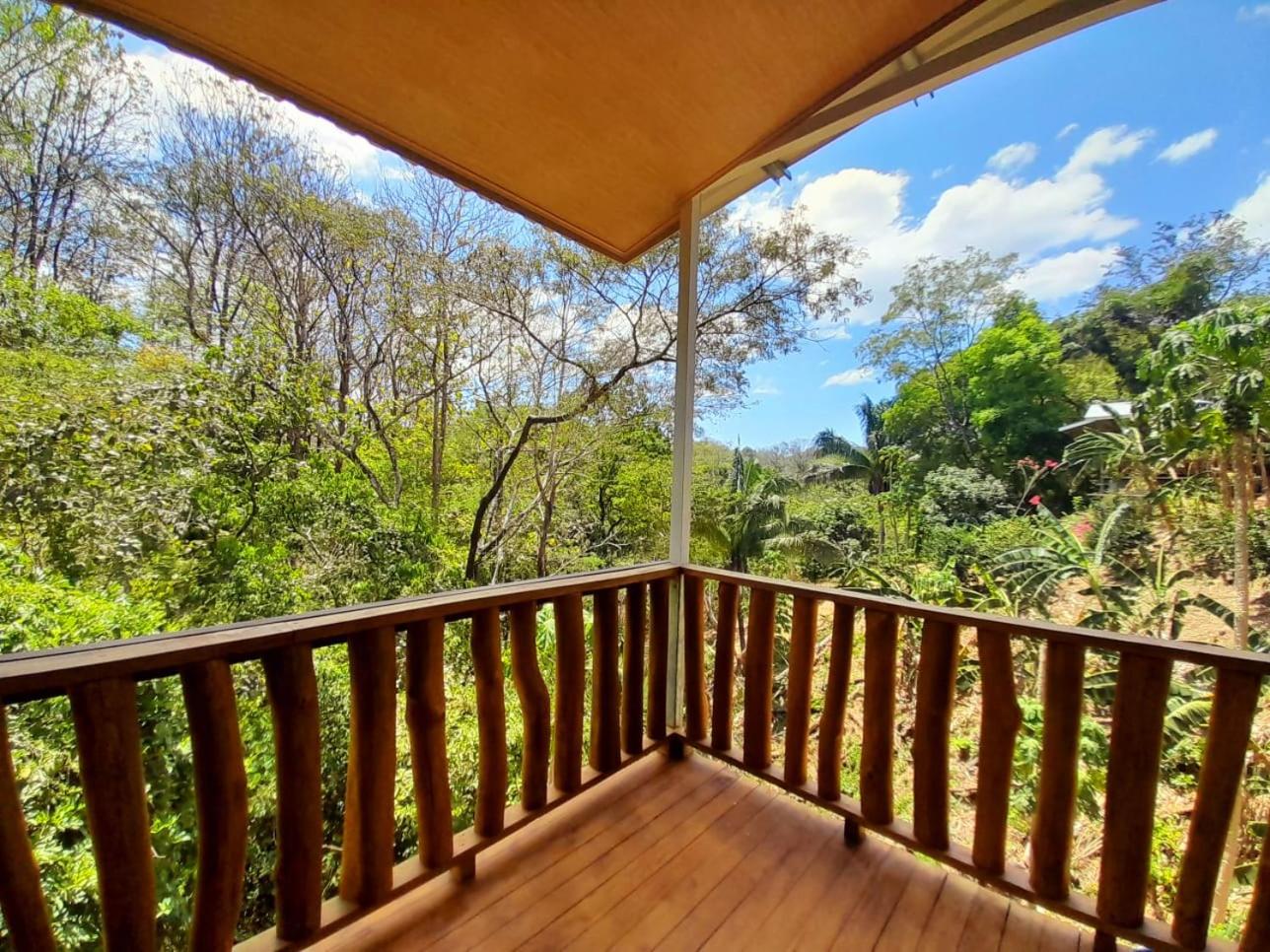 Eco-Turismo Guayacanes