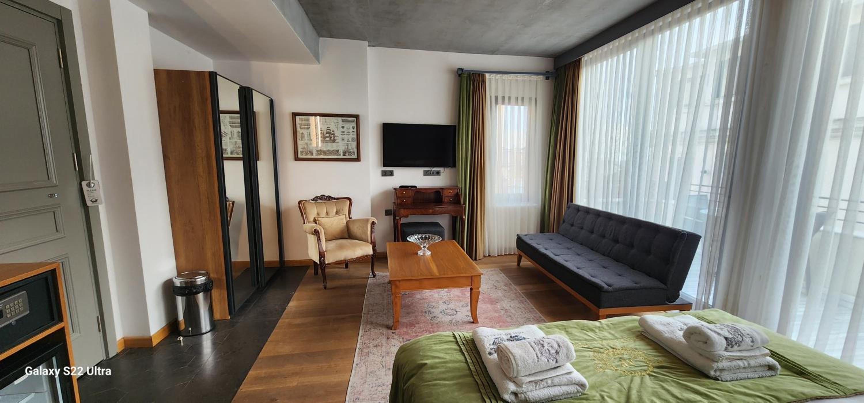 Aleksandr Pera Otel - Image 85