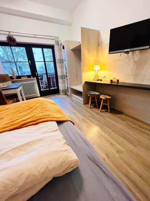 Wundervolle Ferienwohnung mit Bademantelzugang zur Therme