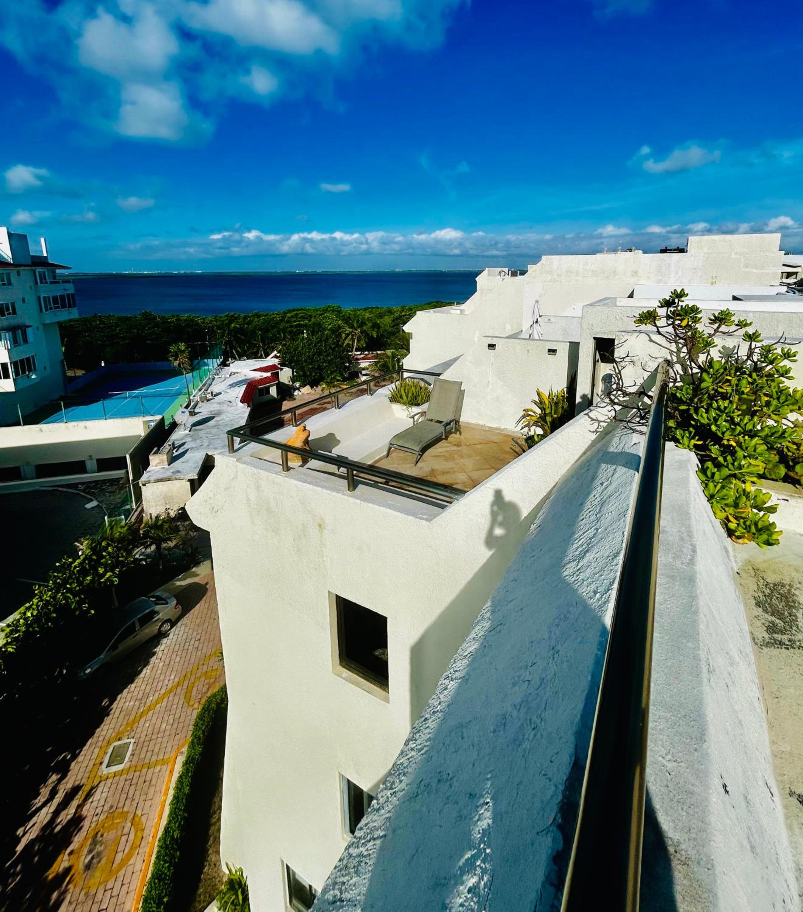 Solymar Beach Condos