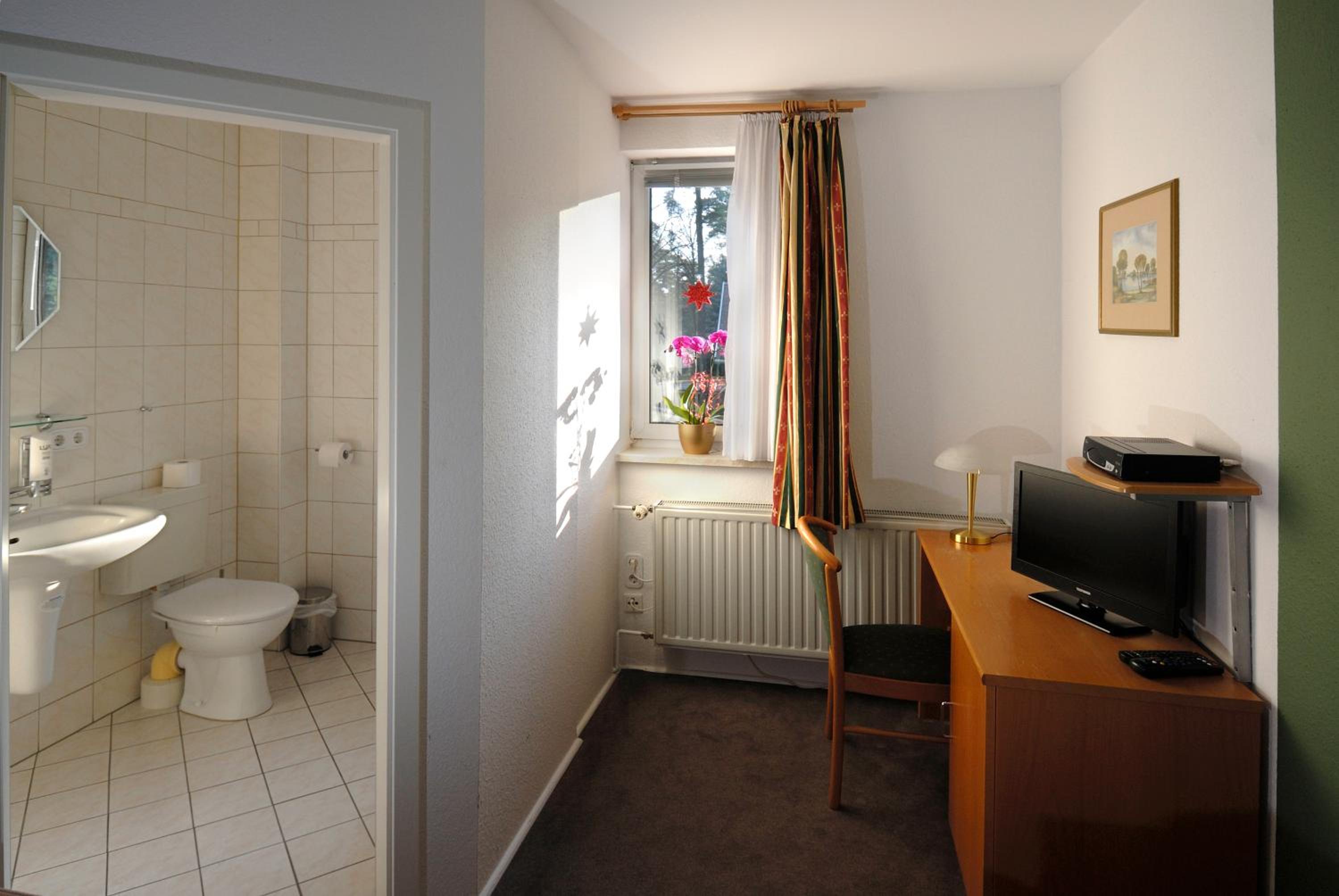 Photo 15