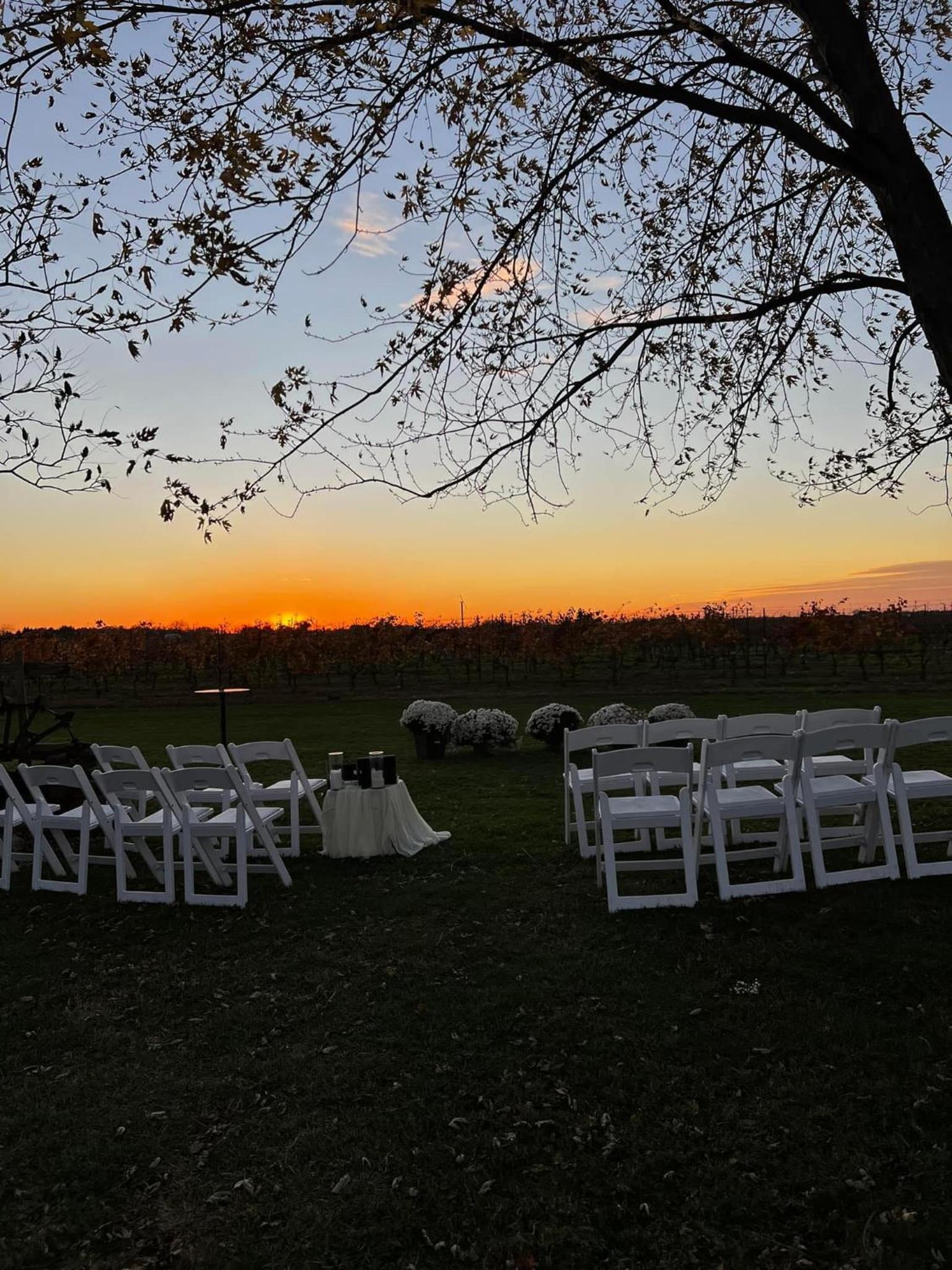 Sunset Suites in Niagara Wine Country