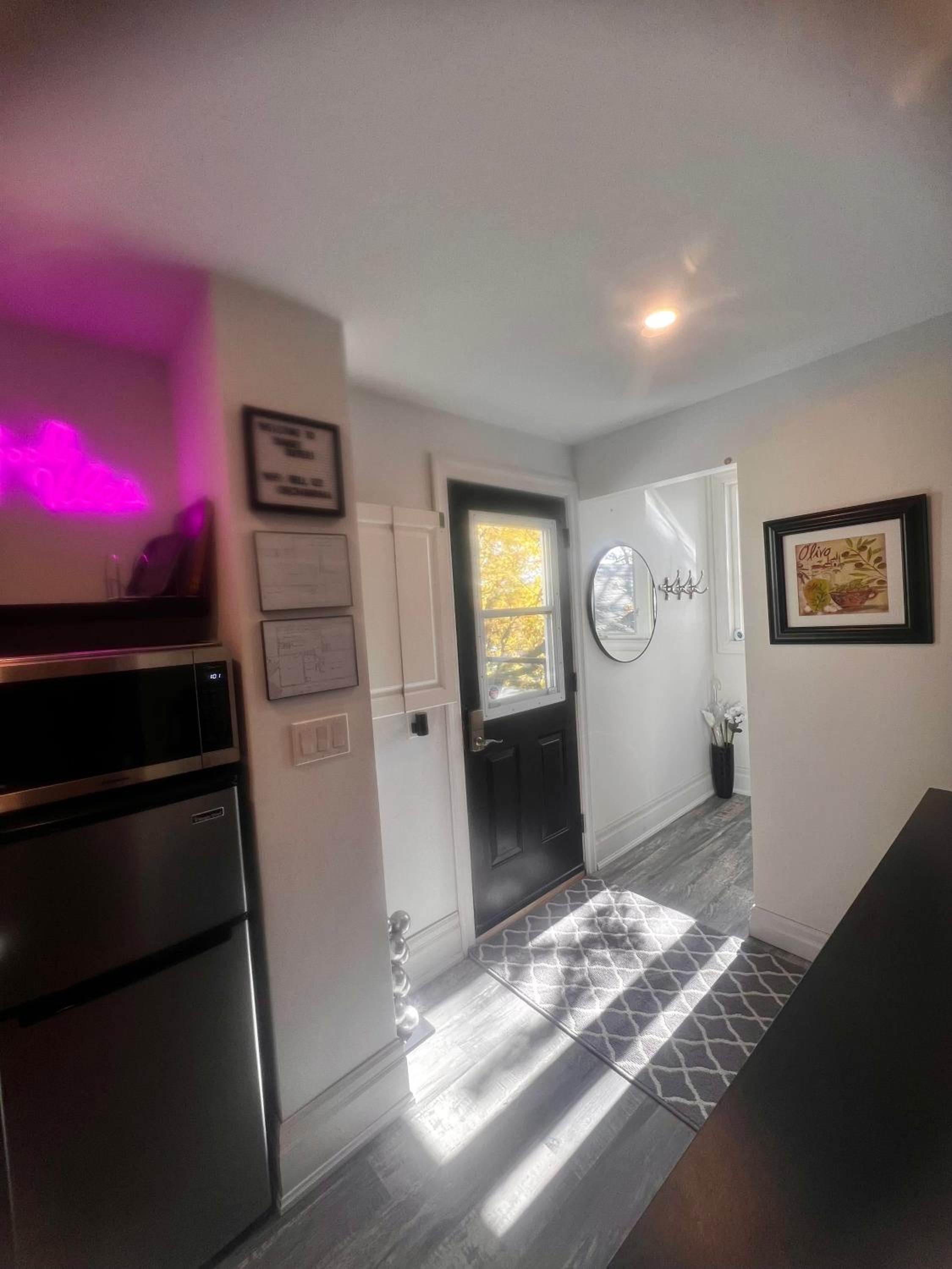 Sunset Suites in Niagara Wine Country