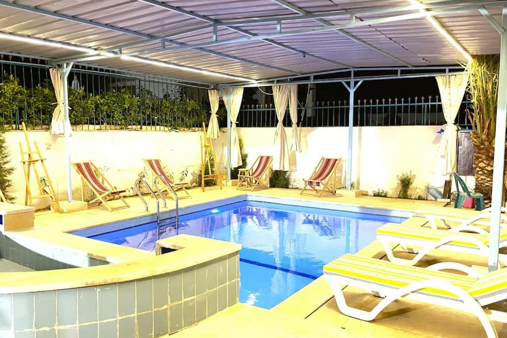 Sarah