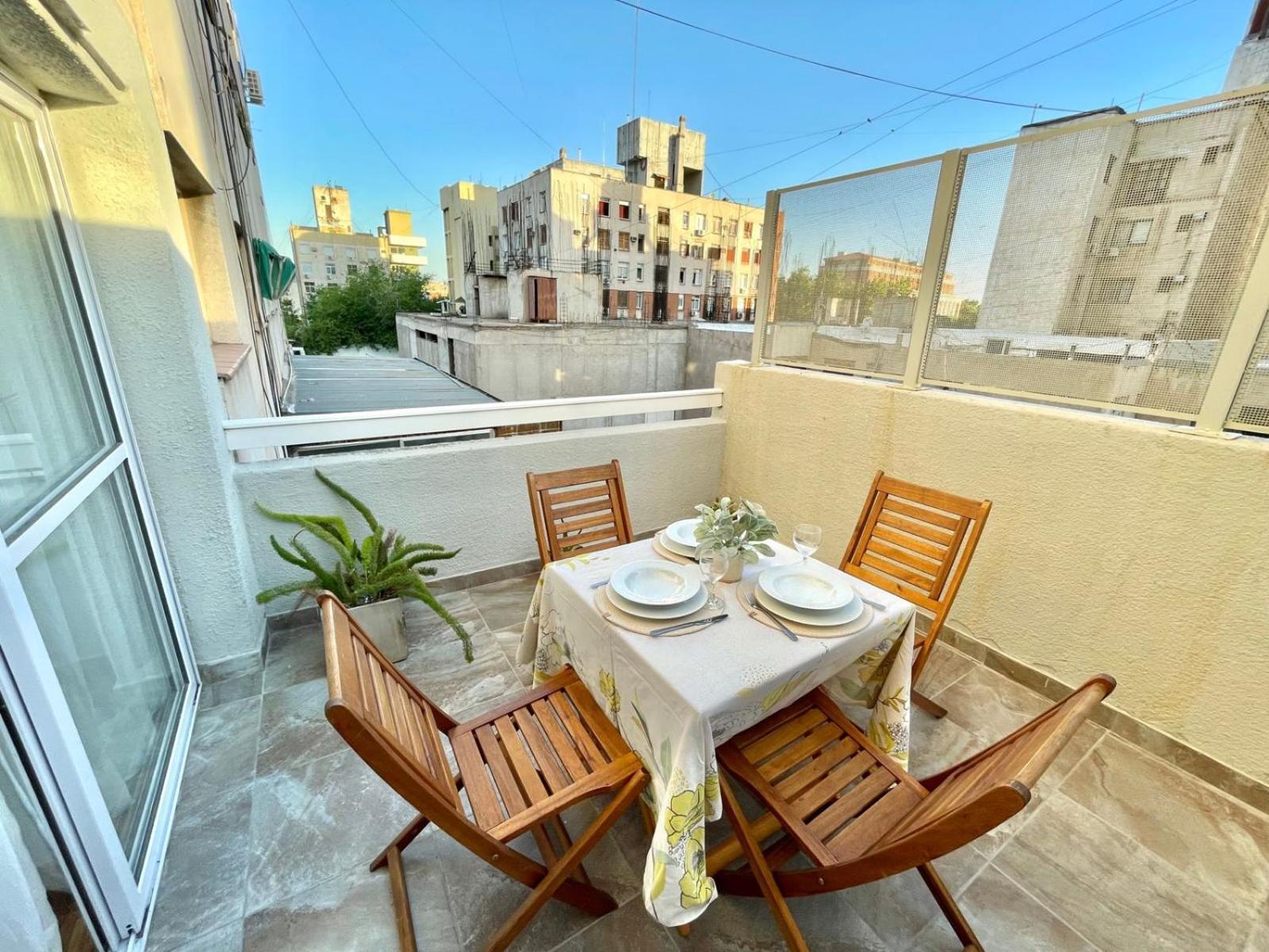 Depto con Terraza en el Centro de Mendoza, cerca del Parque San Martín y Av Arístides