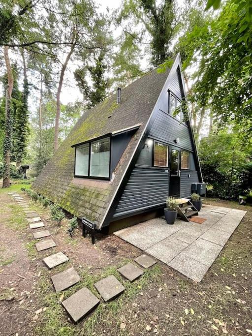 Cozy warm chalet in wooden nature near Maastricht-Gothamette House