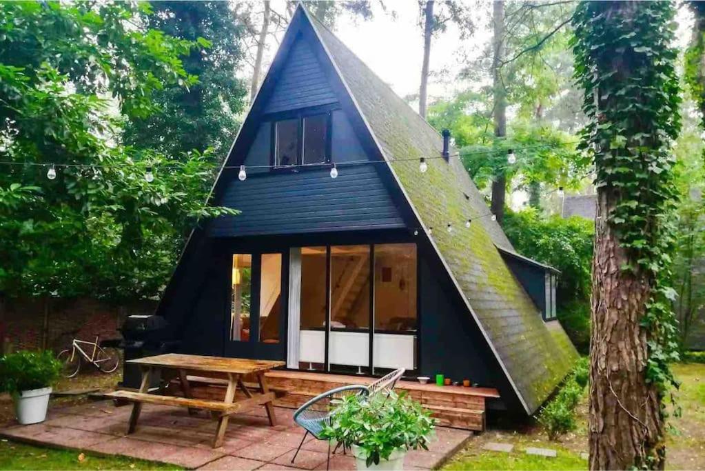Cozy warm chalet in wooden nature near Maastricht-Gothamette House