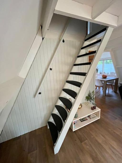 Cozy warm chalet in wooden nature near Maastricht-Gothamette House