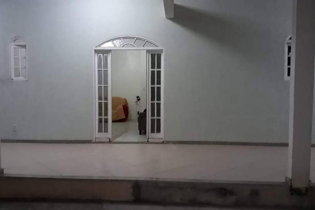Casa em Itaipuaçu com Ar Piscina Churrasqueira