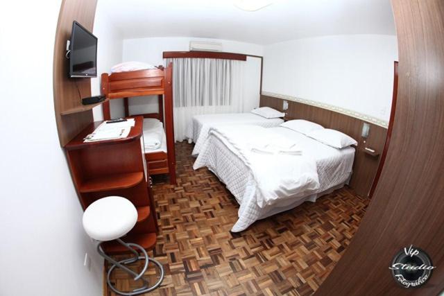 Hospedaria Gãstehaus Enzian